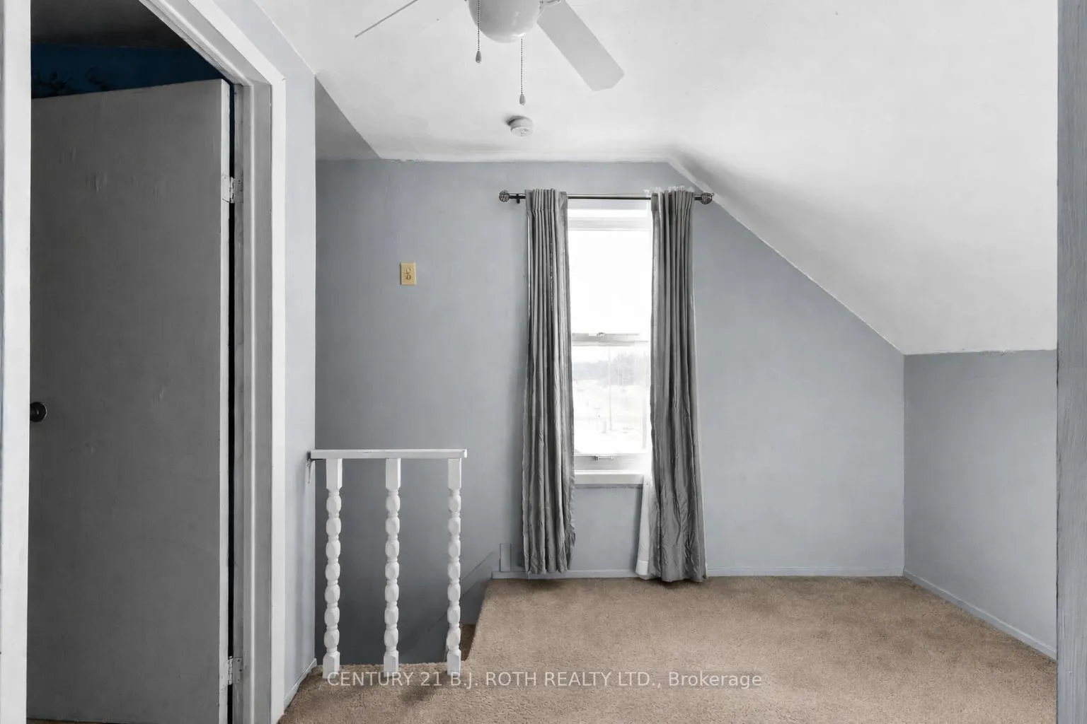 Photo 12 of 1006 Flos 4 Road E, Springwater, Rural Springwater — HOMEH