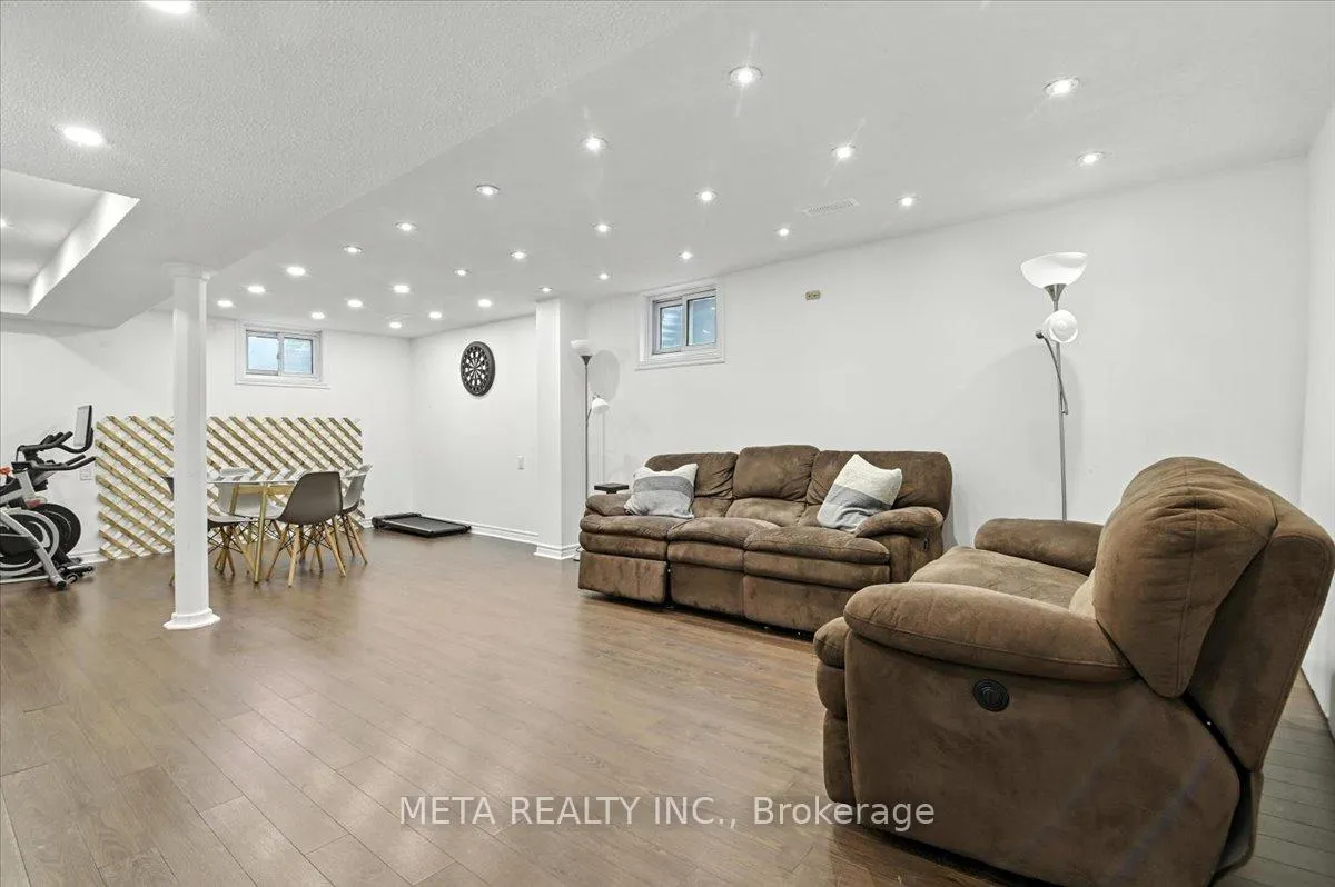 Photo 27 of 1567 Jaywin Circle, Pickering, Village East — HOMEH