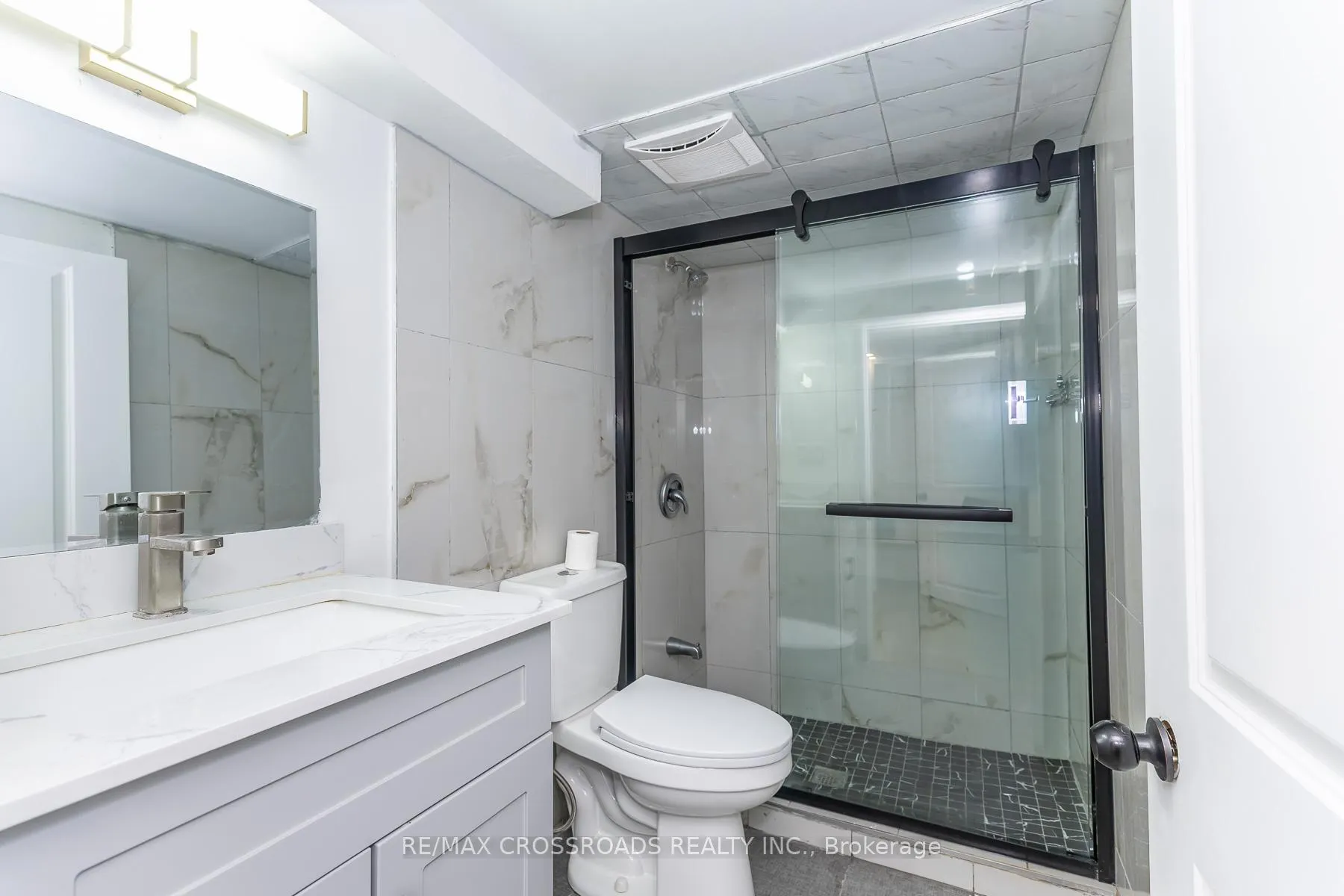 Photo 32 of 47 Munson Crescent, Scarborough, Bendale — HOMEH