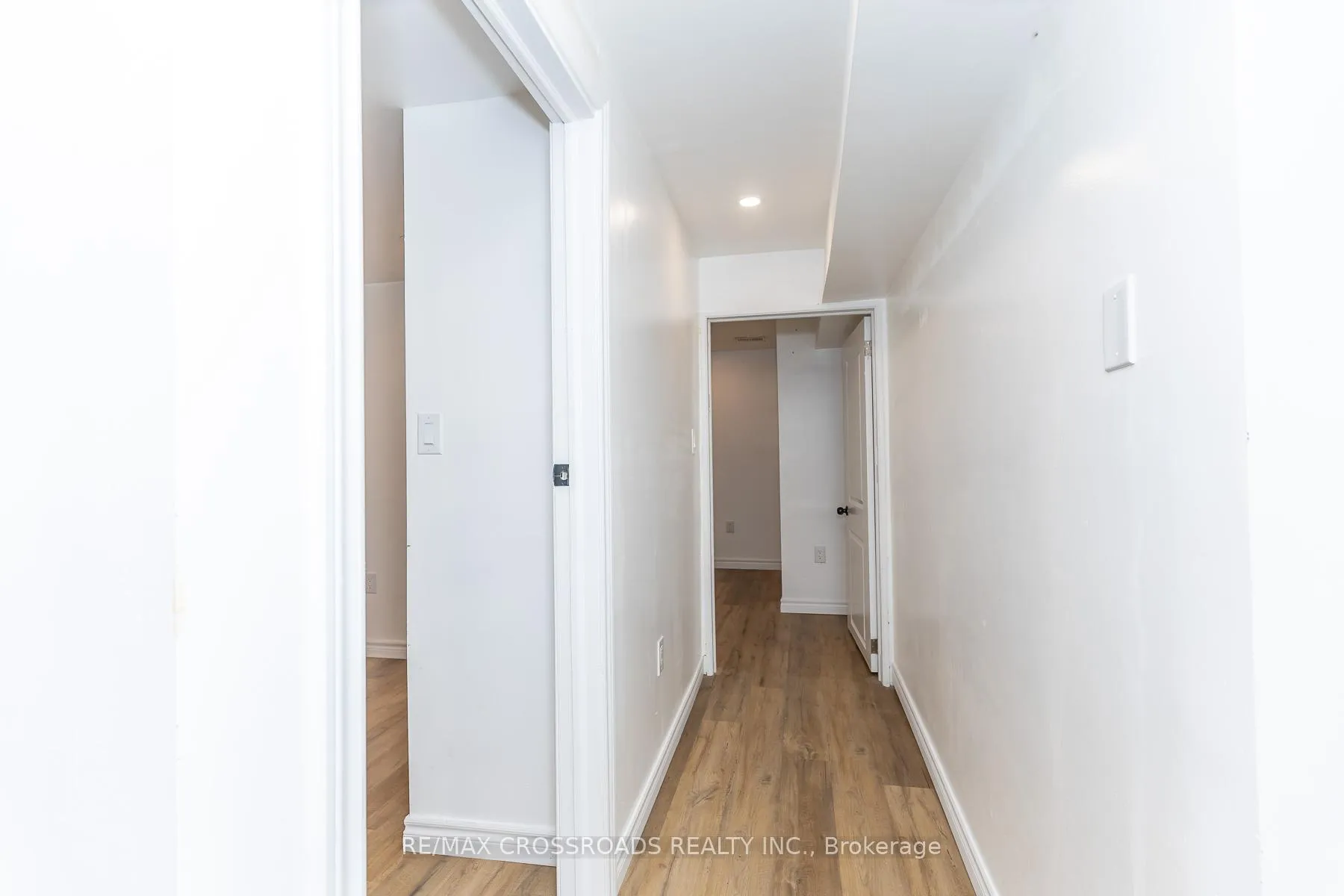 Photo 36 of 47 Munson Crescent, Scarborough, Bendale — HOMEH