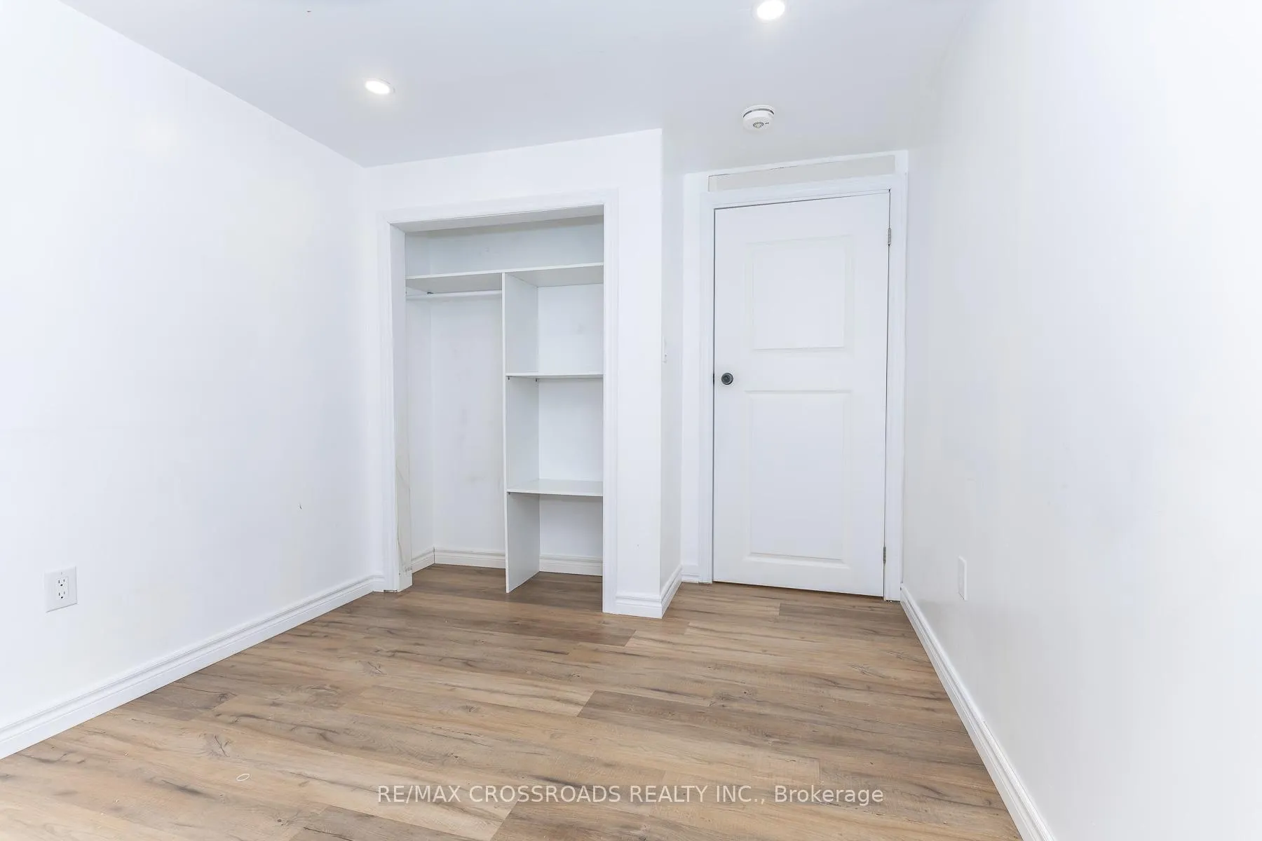 Photo 38 of 47 Munson Crescent, Scarborough, Bendale — HOMEH