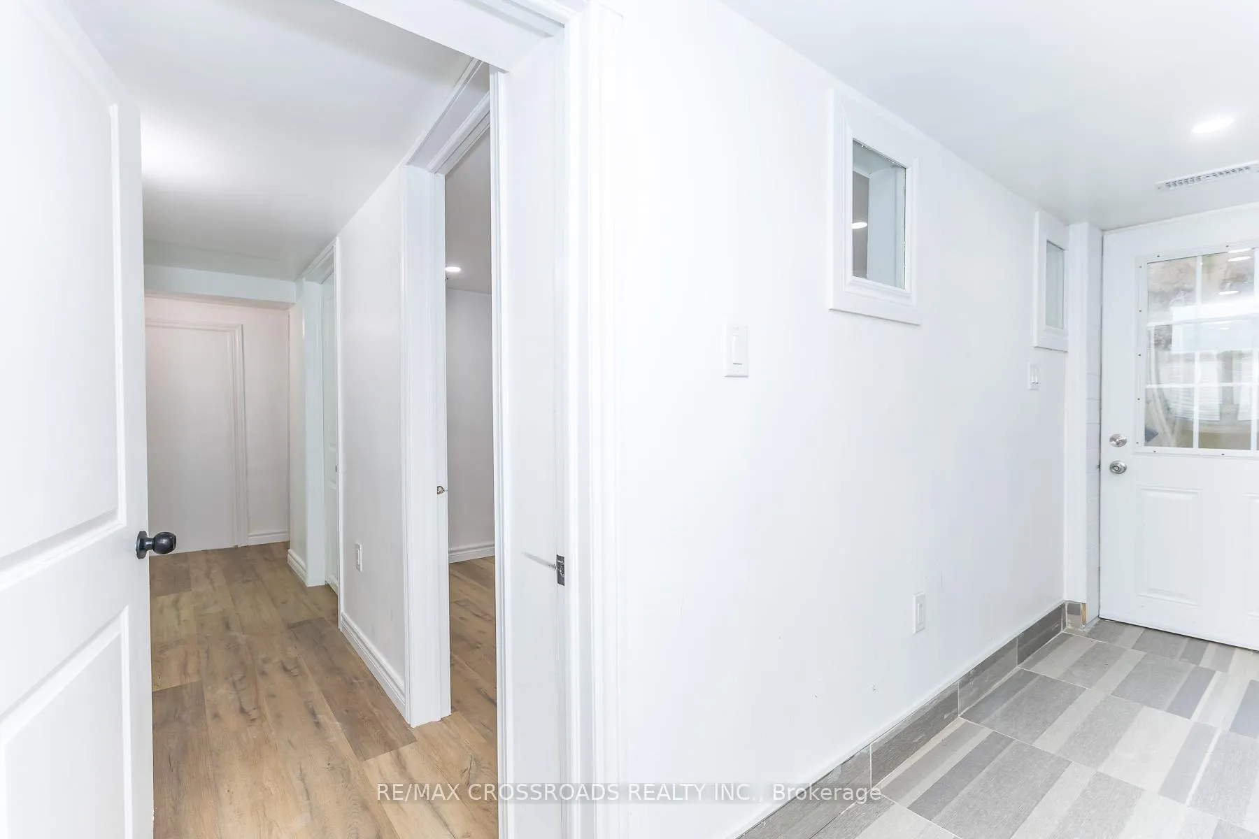 Photo 41 of 47 Munson Crescent, Scarborough, Bendale — HOMEH