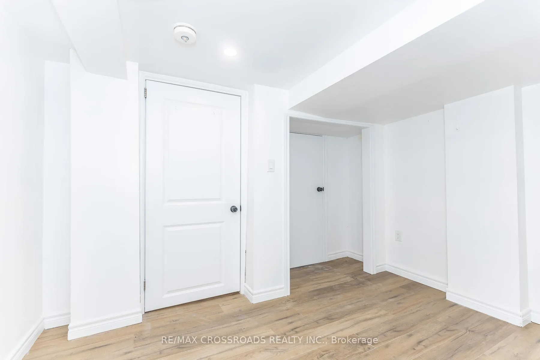 Photo 45 of 47 Munson Crescent, Scarborough, Bendale — HOMEH