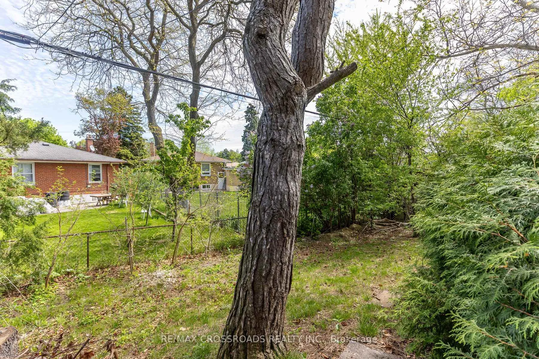 Photo 46 of 47 Munson Crescent, Scarborough, Bendale — HOMEH