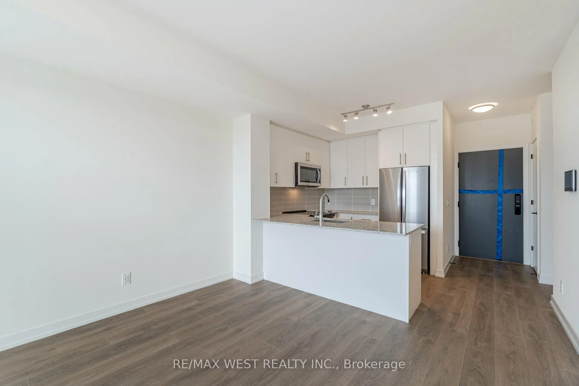 Photo 13 of Unit 708, 345 Wheat Boom Drive, Oakville, Joshua Meadows — HOMEH