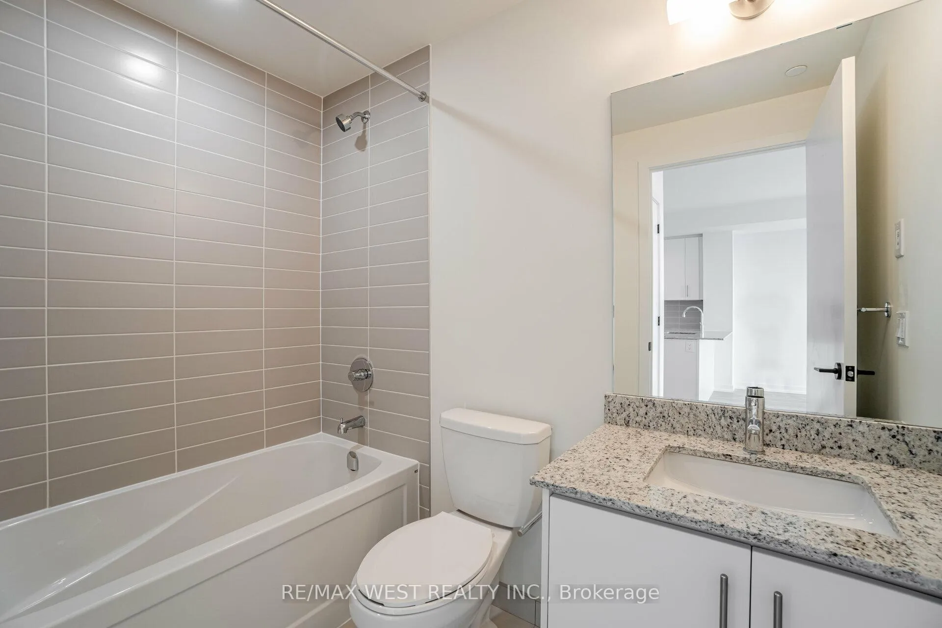 Photo 23 of Unit 708, 345 Wheat Boom Drive, Oakville, Joshua Meadows — HOMEH