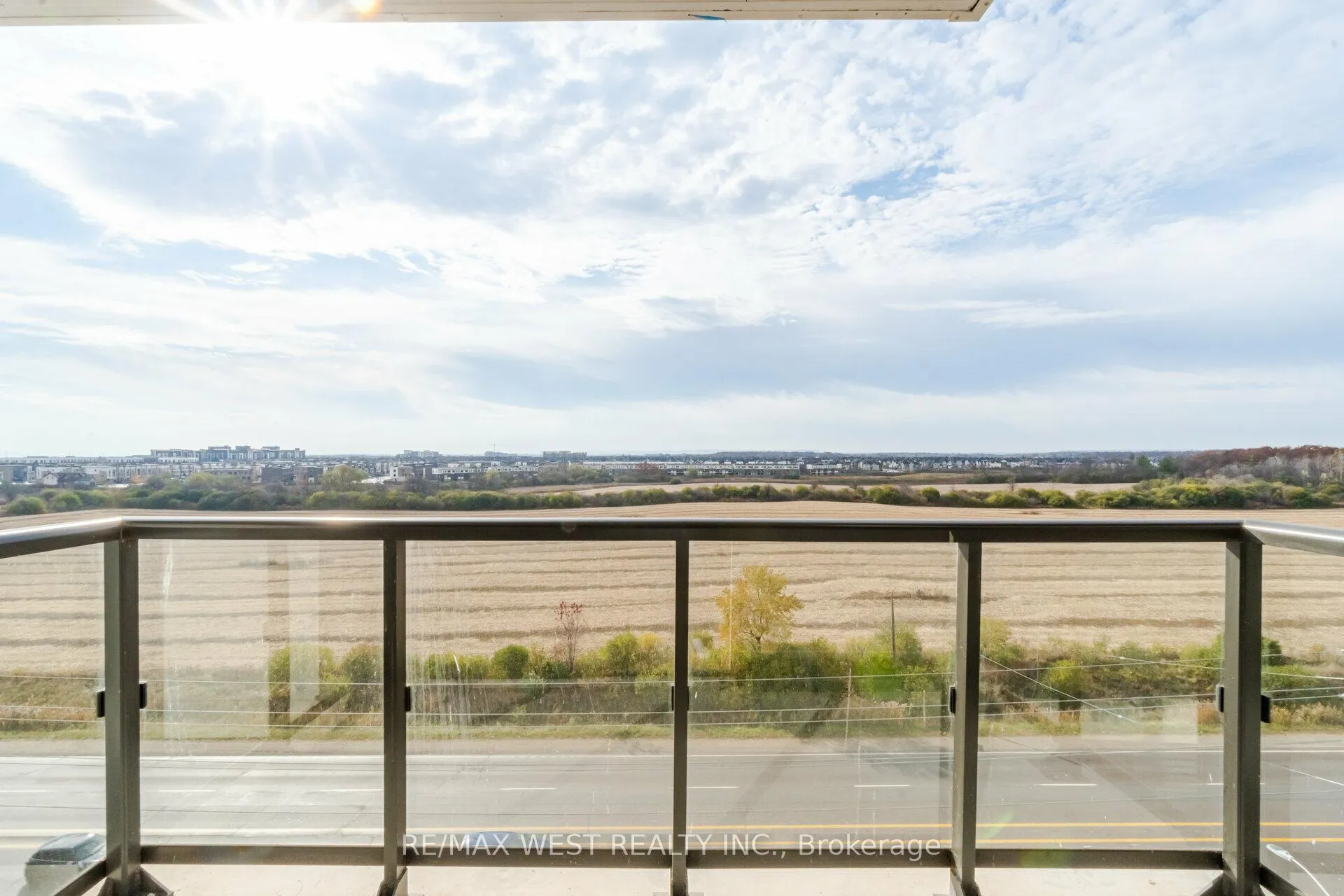 Photo 27 of Unit 708, 345 Wheat Boom Drive, Oakville, Joshua Meadows — HOMEH