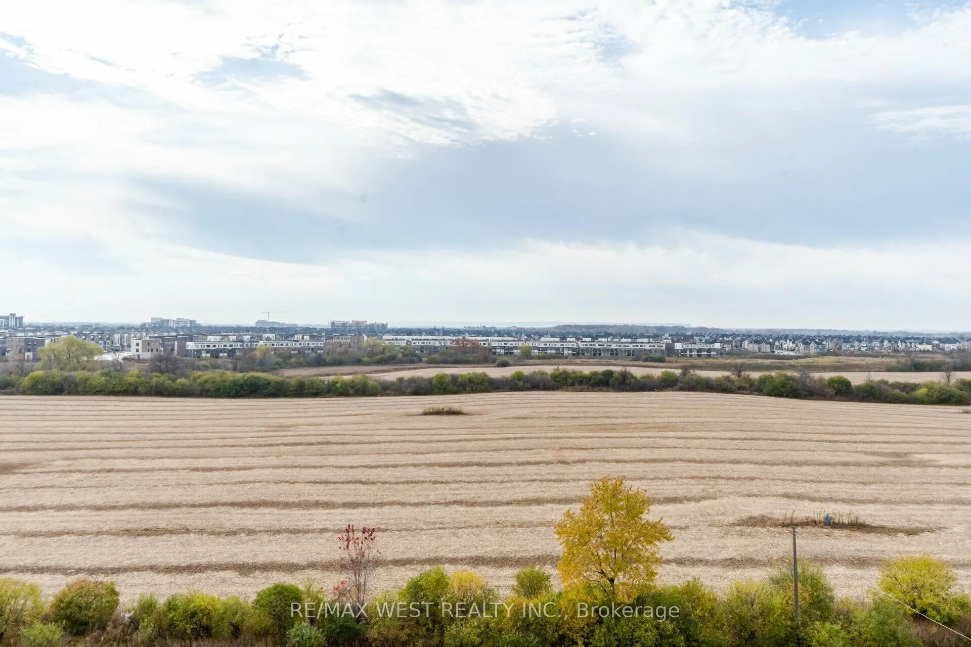 Photo 31 of Unit 708, 345 Wheat Boom Drive, Oakville, Joshua Meadows — HOMEH