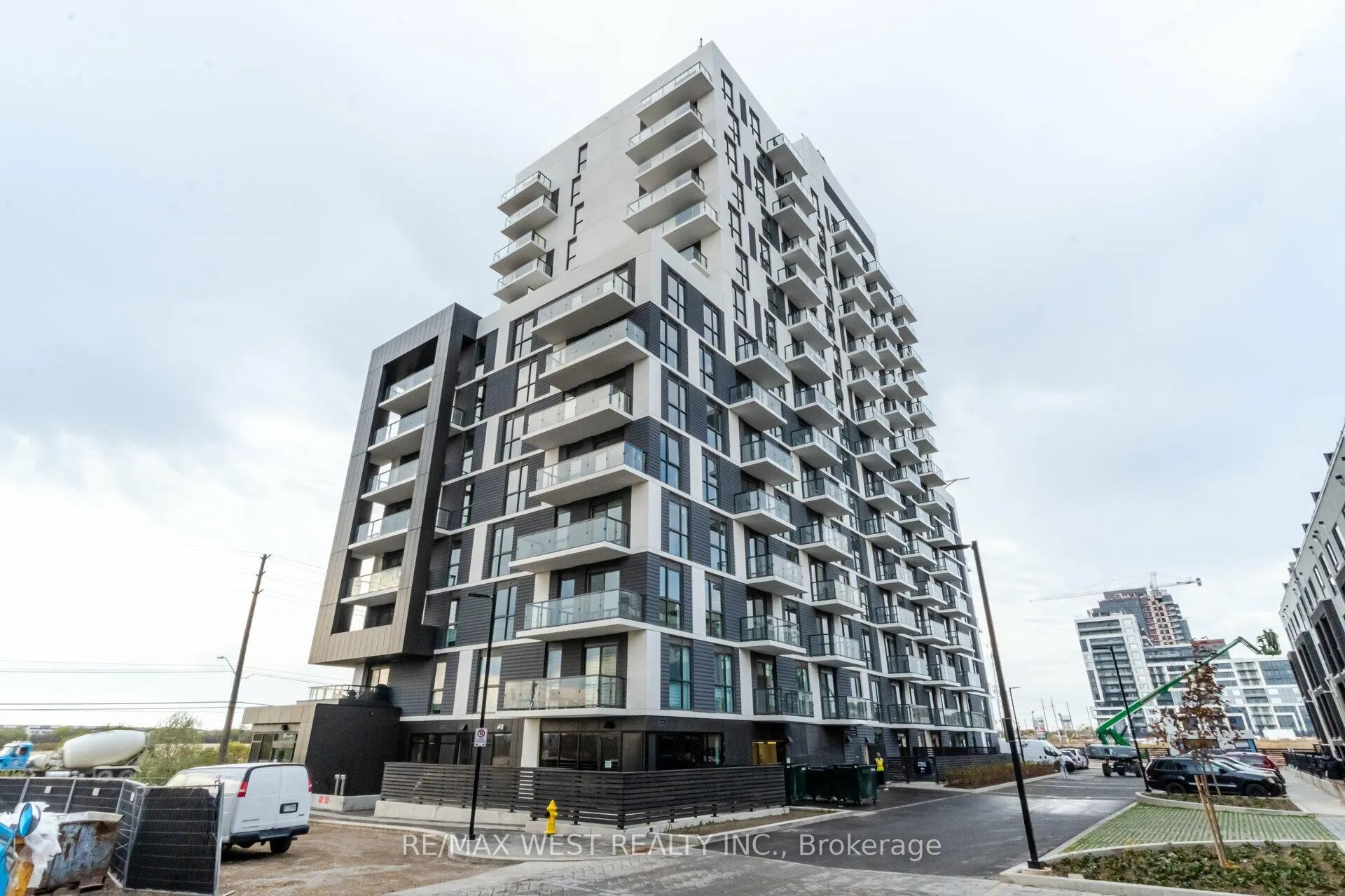 Photo 32 of Unit 708, 345 Wheat Boom Drive, Oakville, Joshua Meadows — HOMEH