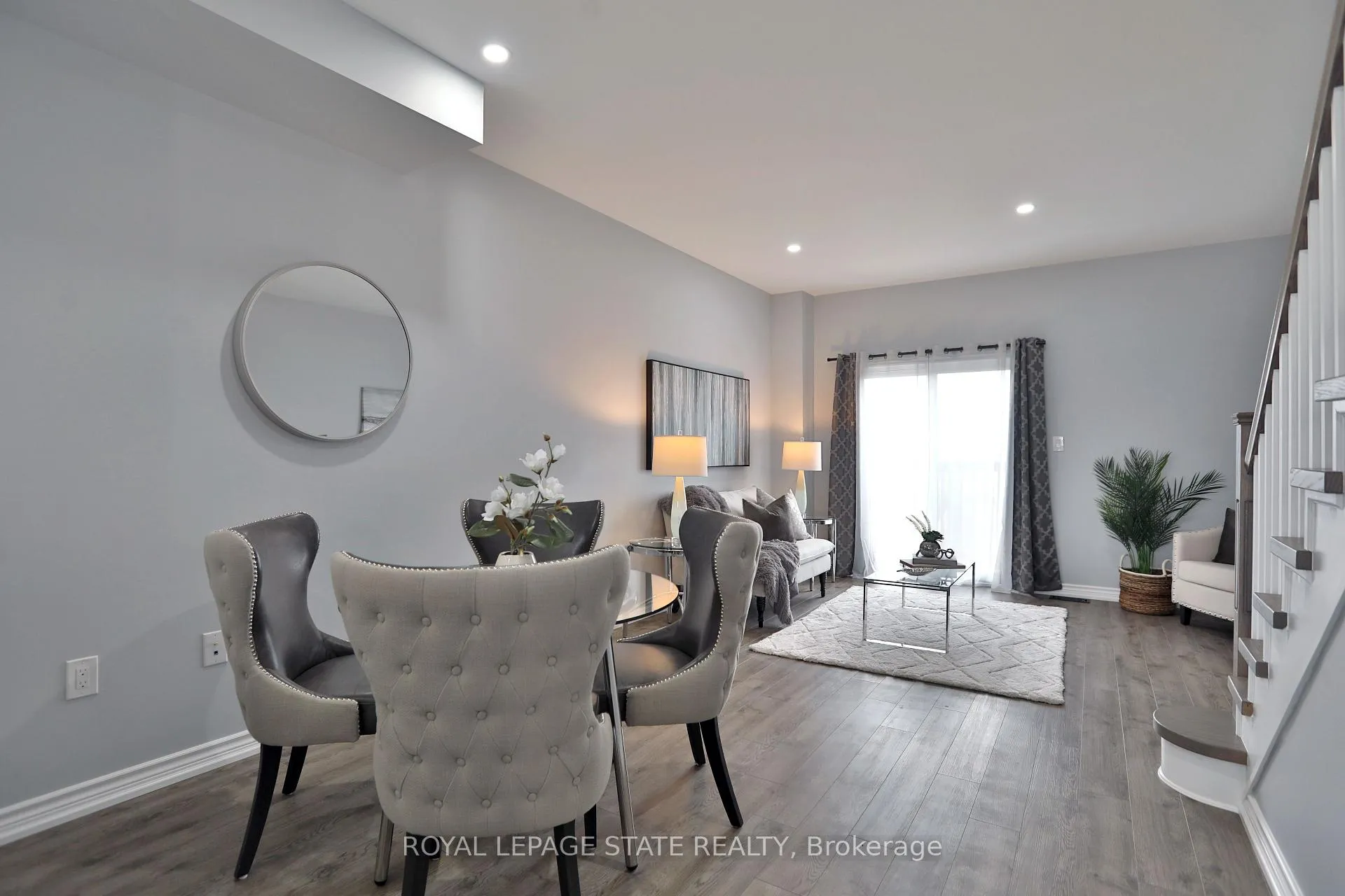 Photo 12 of 45 Edenrock Drive, Hamilton, Stoney Creek — HOMEH