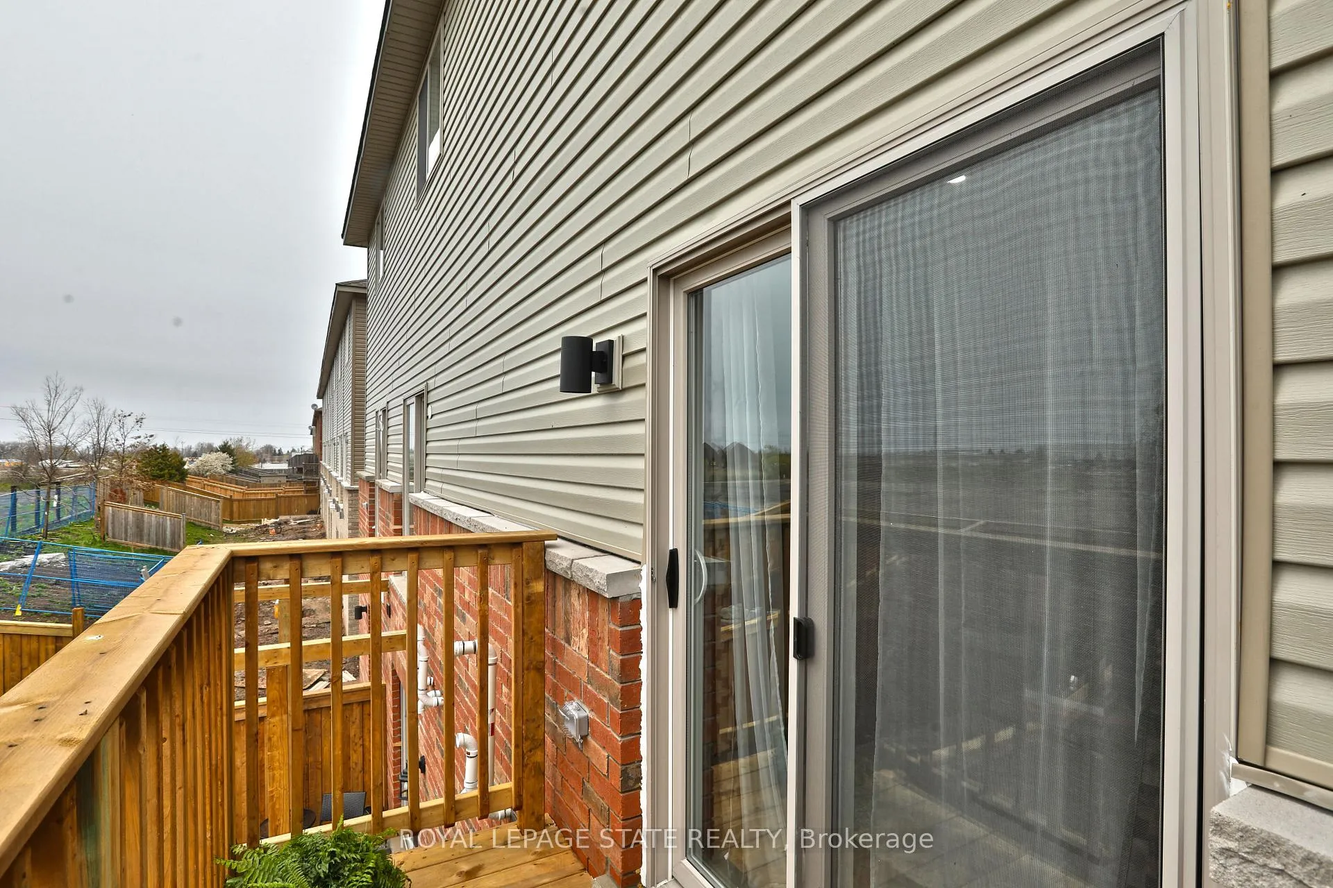 Photo 17 of 45 Edenrock Drive, Hamilton, Stoney Creek — HOMEH