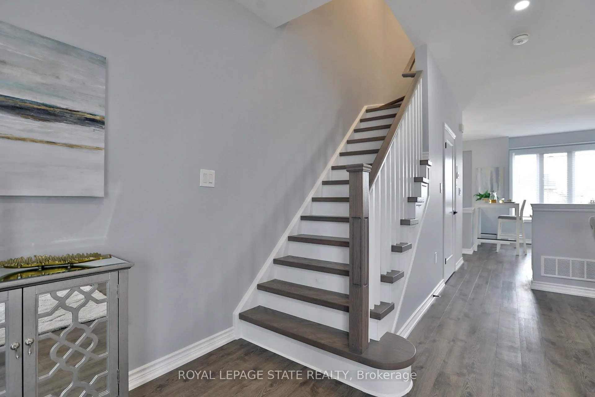Photo 19 of 45 Edenrock Drive, Hamilton, Stoney Creek — HOMEH