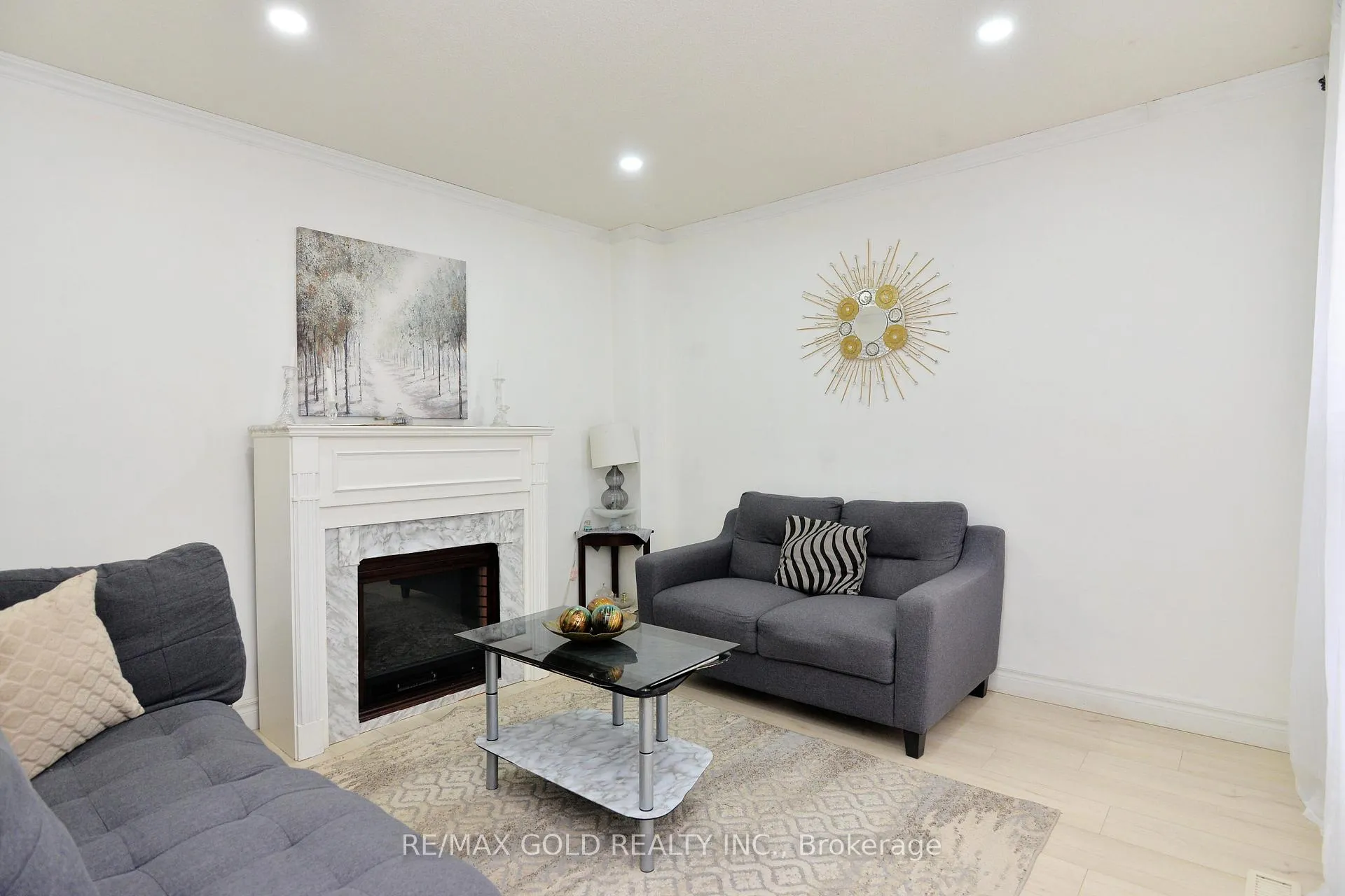 Photo 8 of 9 Ravenswood Drive, Brampton, Fletcher's Creek South — HOMEH