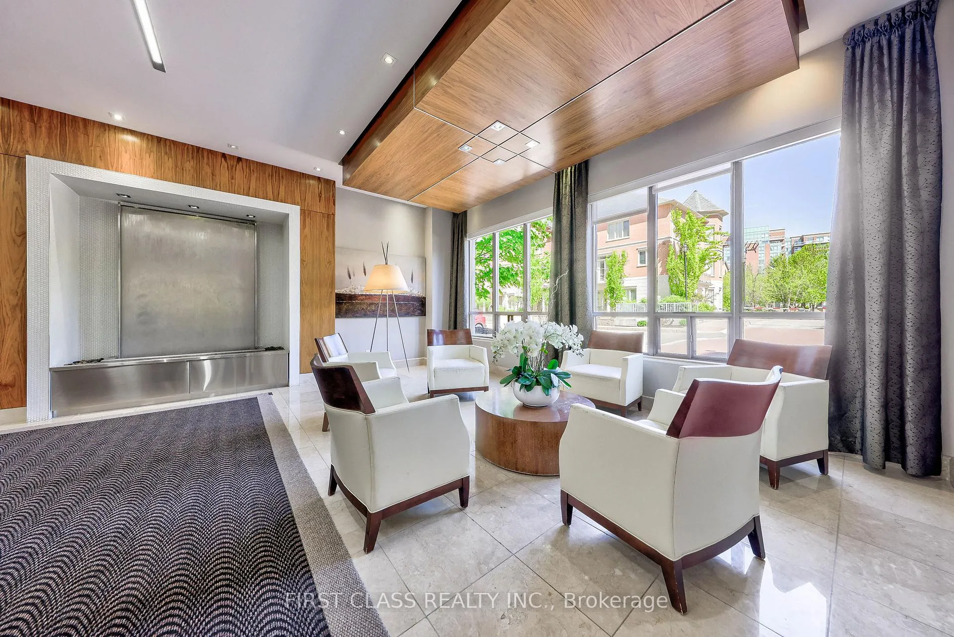 Photo 2 of Unit 916, 37 Galleria Parkway, Markham, Commerce Valley — HOMEH
