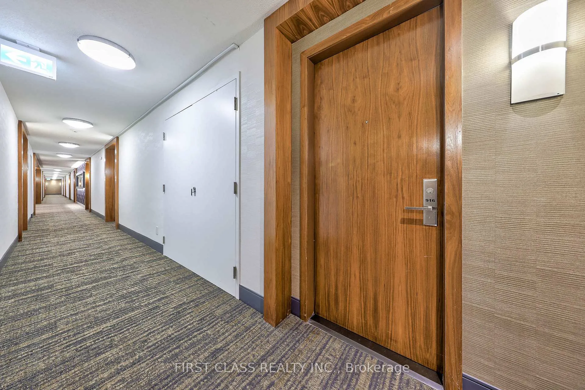 Photo 4 of Unit 916, 37 Galleria Parkway, Markham, Commerce Valley — HOMEH