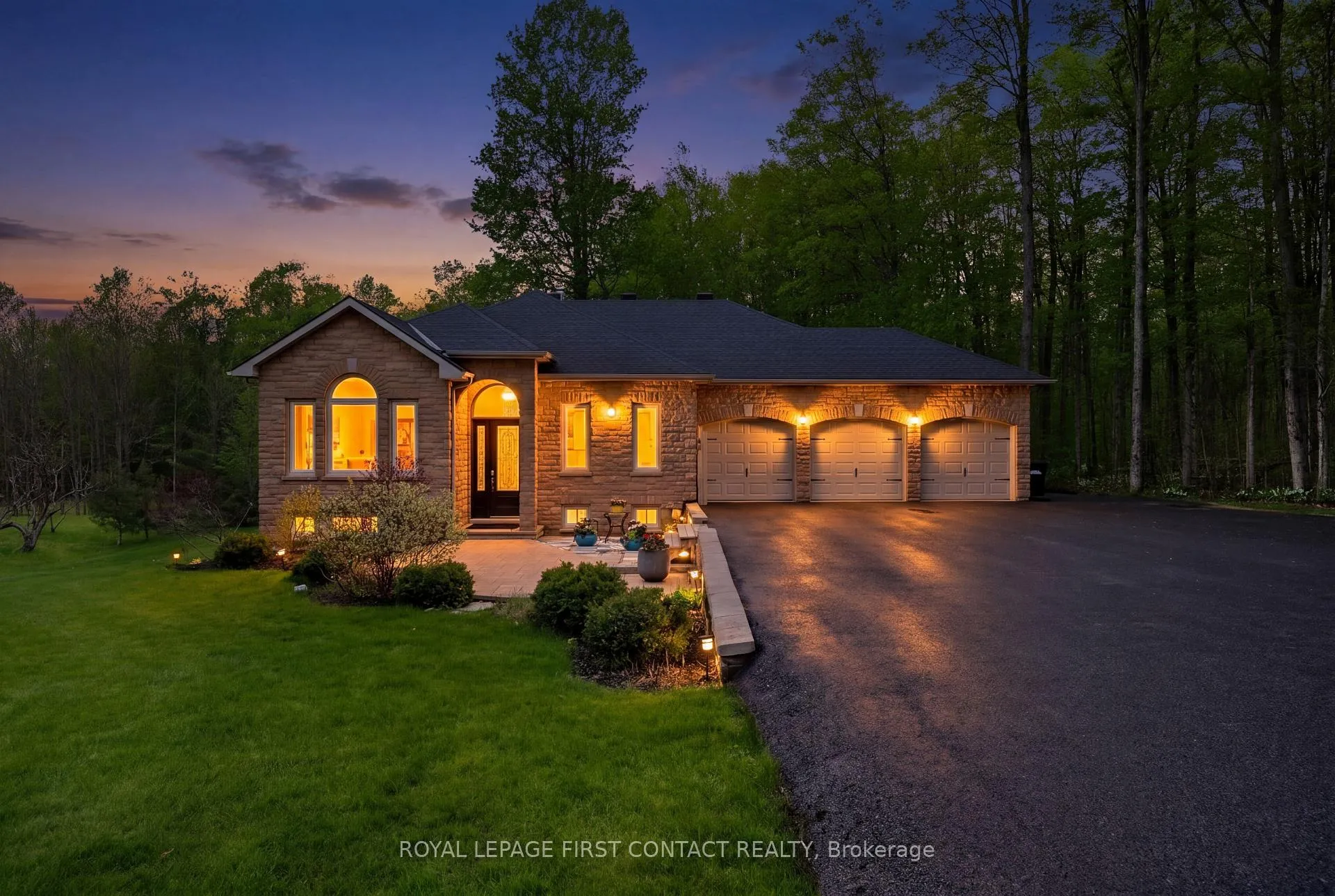 Photo 1 of 43 Boyd Crescent, Oro-Medonte, Moonstone — HOMEH