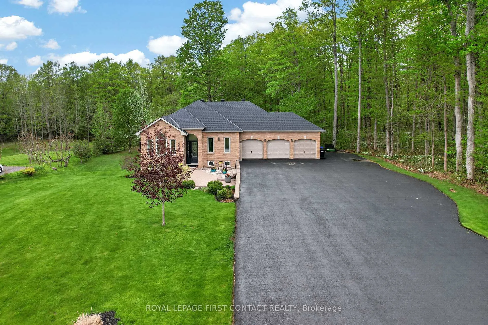 Photo 42 of 43 Boyd Crescent, Oro-Medonte, Moonstone — HOMEH