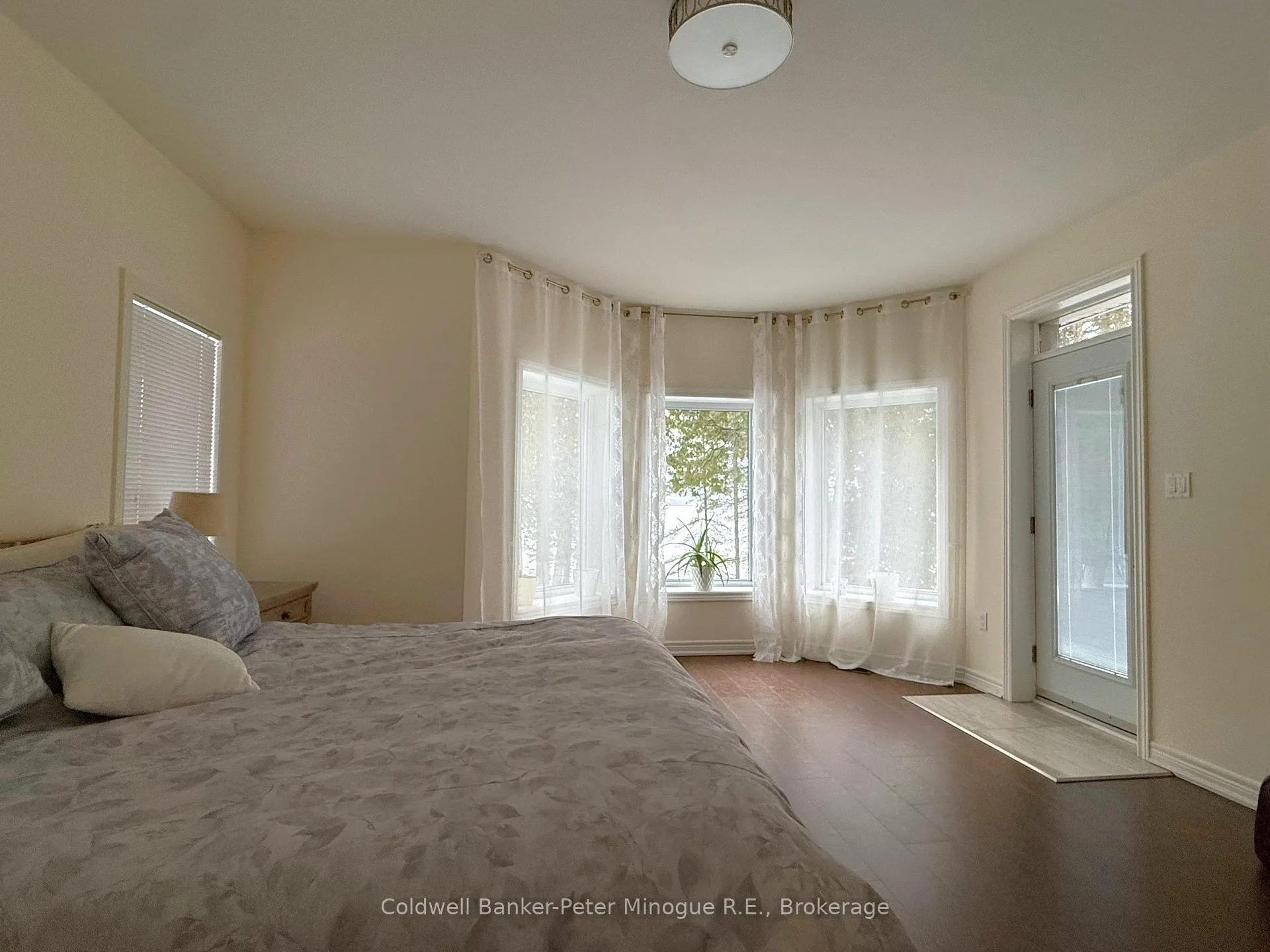 Photo 28 of 218 Bayview Road, North Bay, Birchaven — HOMEH