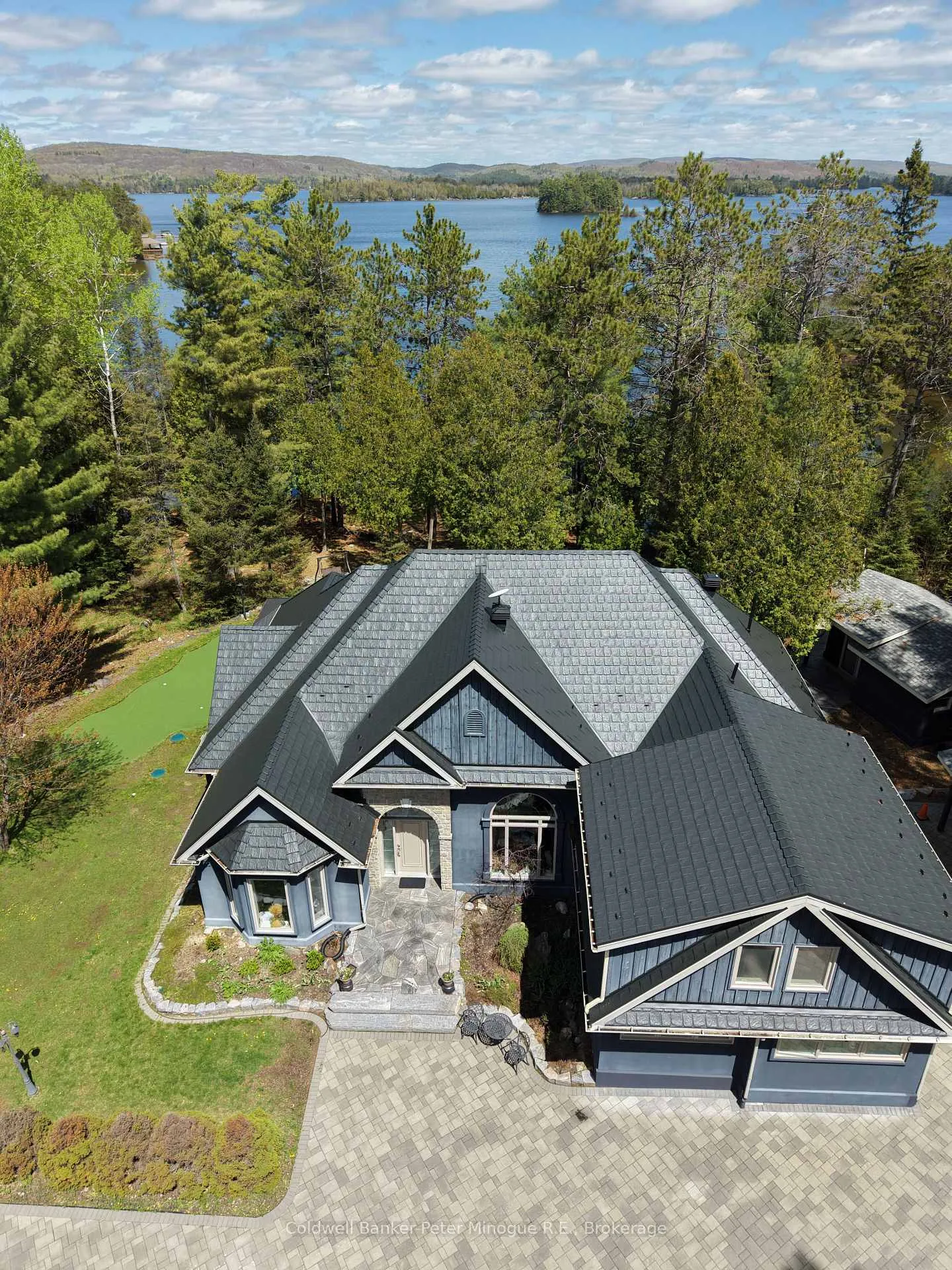 Photo 2 of 218 Bayview Road, North Bay, Birchaven — HOMEH