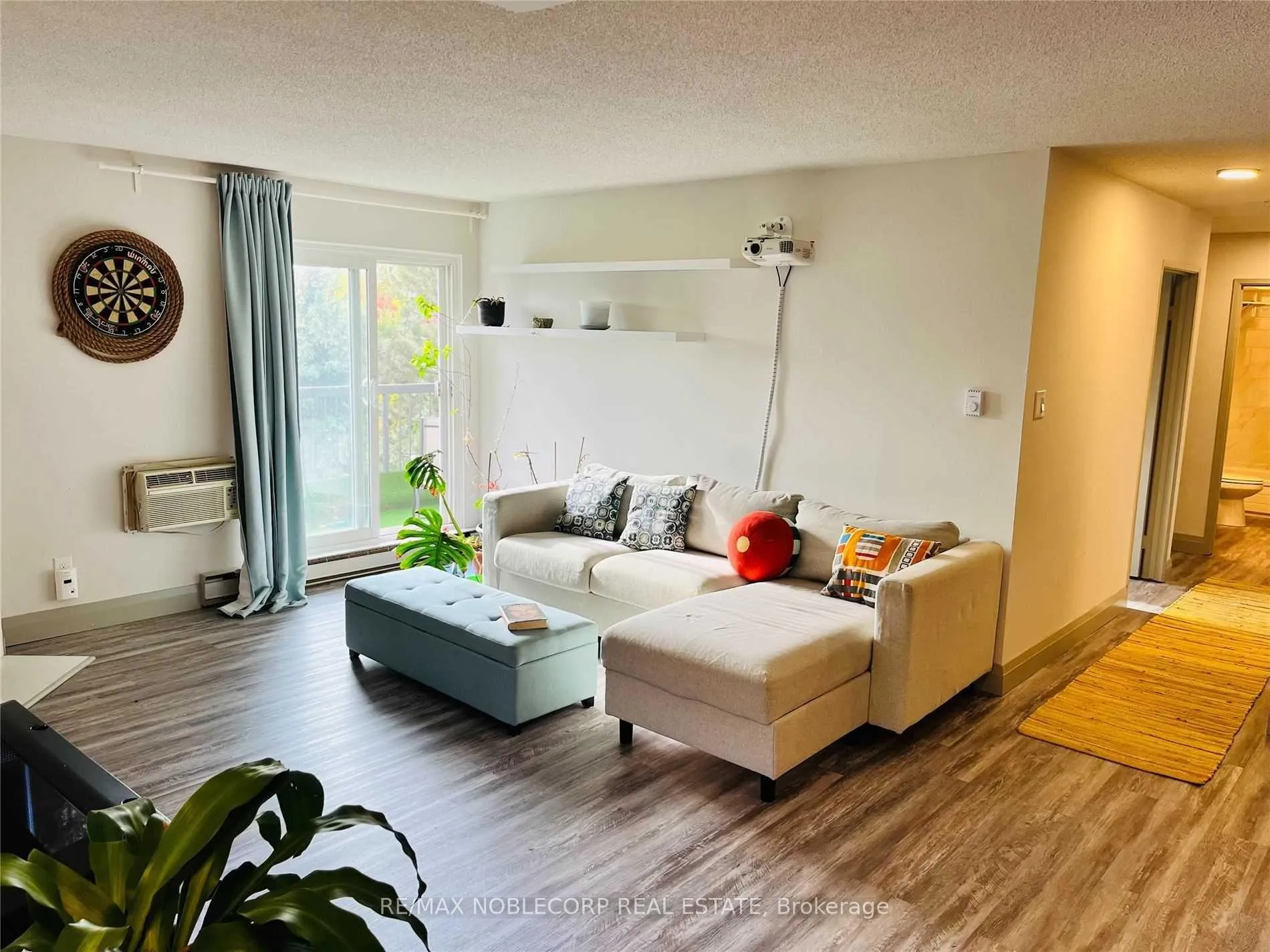 Photo 3 of Unit 734, 1450 Glen Abbey Gate S, Oakville, Glen Abbey — HOMEH
