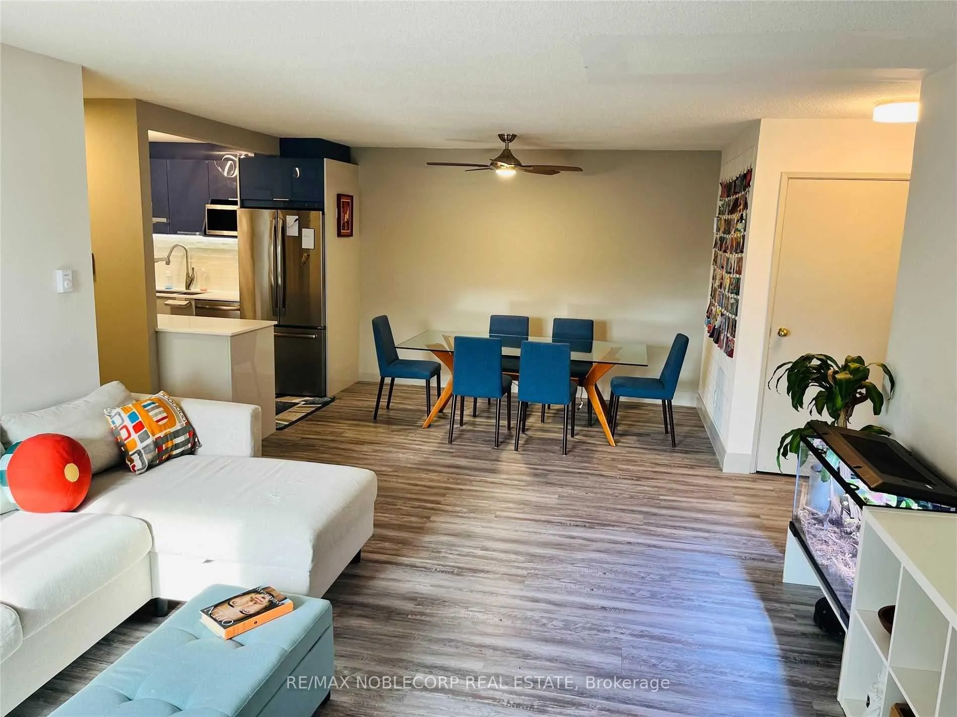 Photo 5 of Unit 734, 1450 Glen Abbey Gate S, Oakville, Glen Abbey — HOMEH