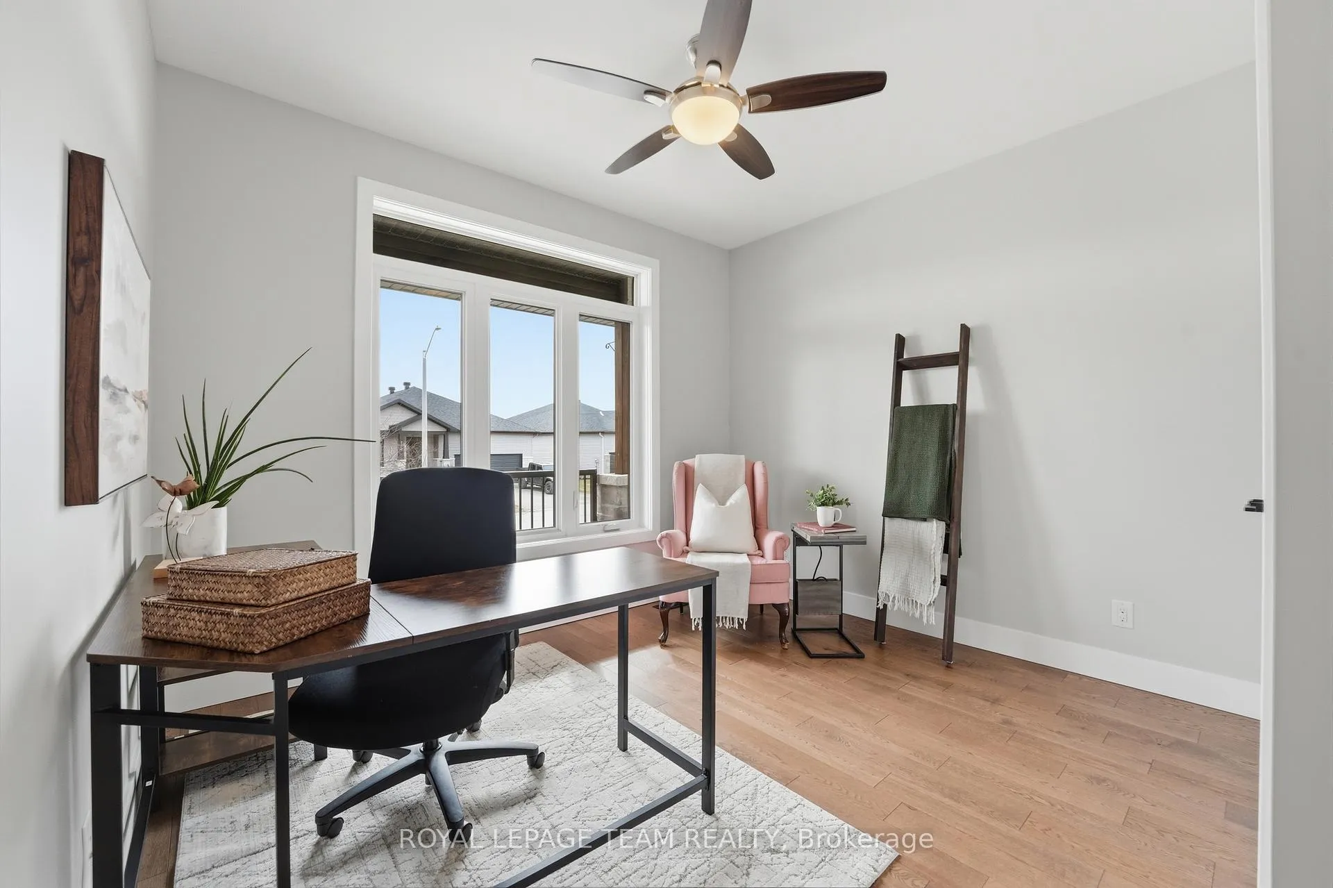 Photo 35 of 757 Meadowridge Circle, Ottawa, Carp — HOMEH
