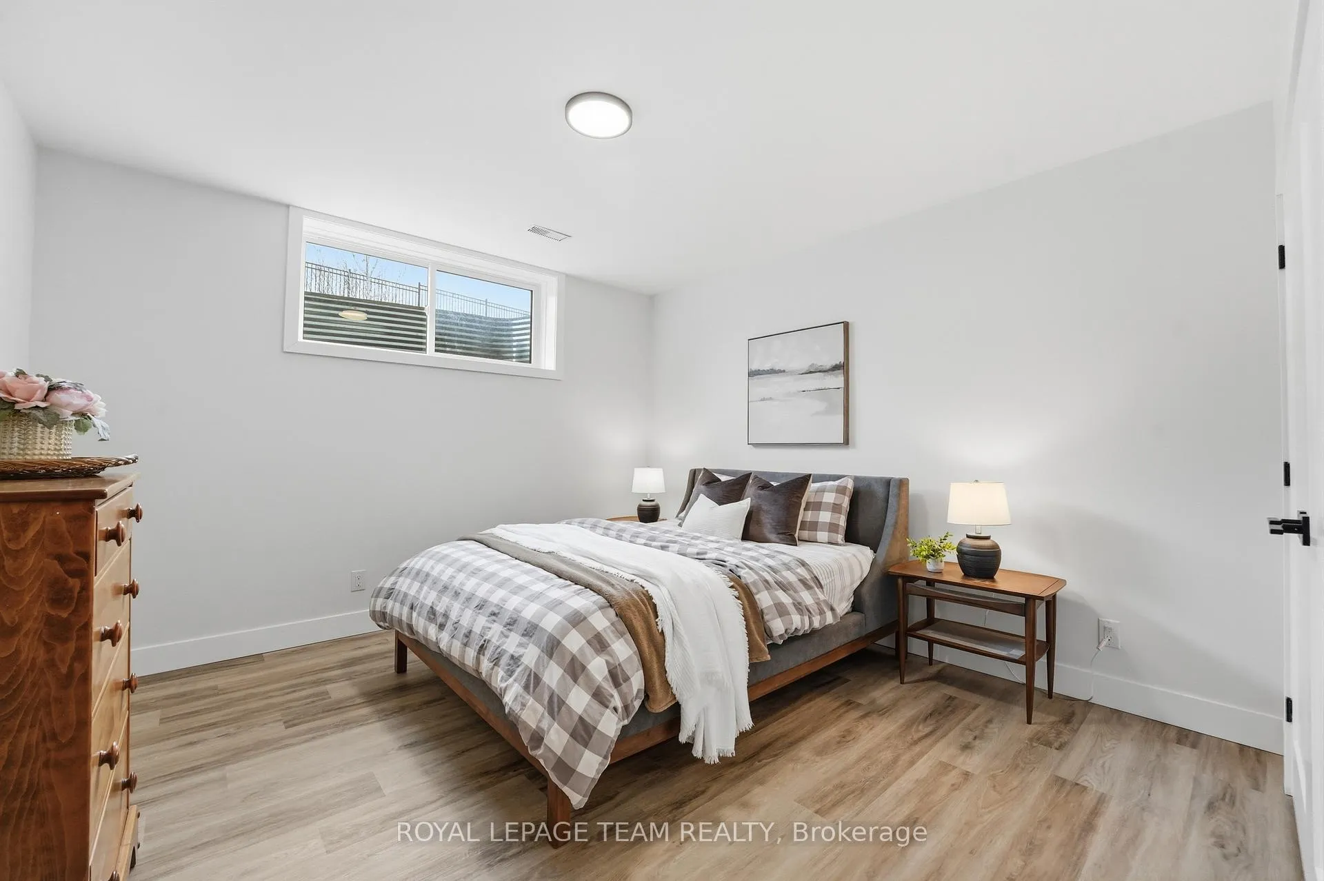 Photo 43 of 757 Meadowridge Circle, Ottawa, Carp — HOMEH