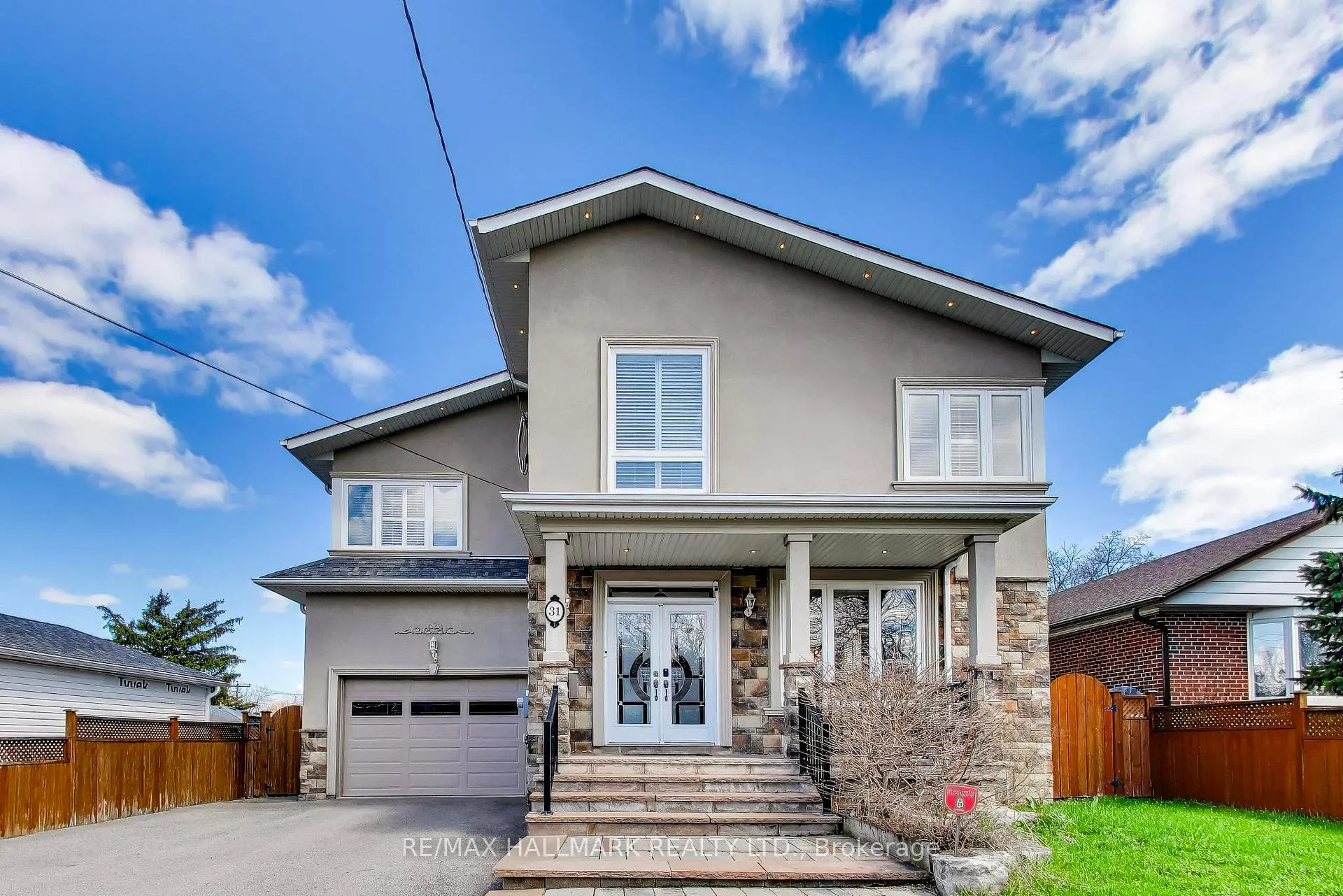 Front of 31 Ivanhoe Court
