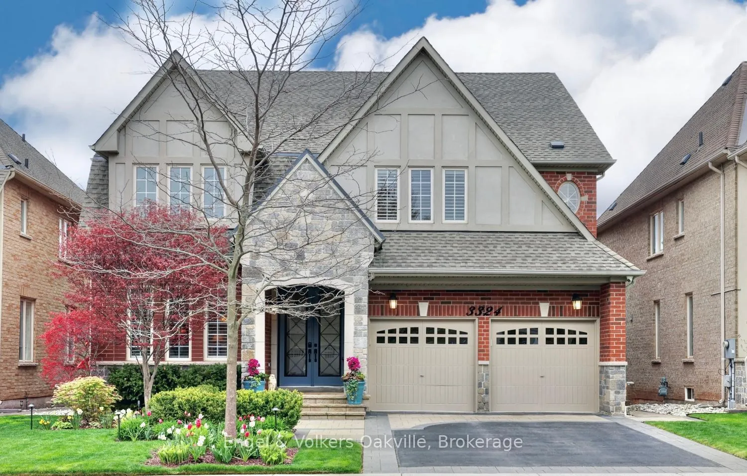 Front of 3324 Mistwell Crescent