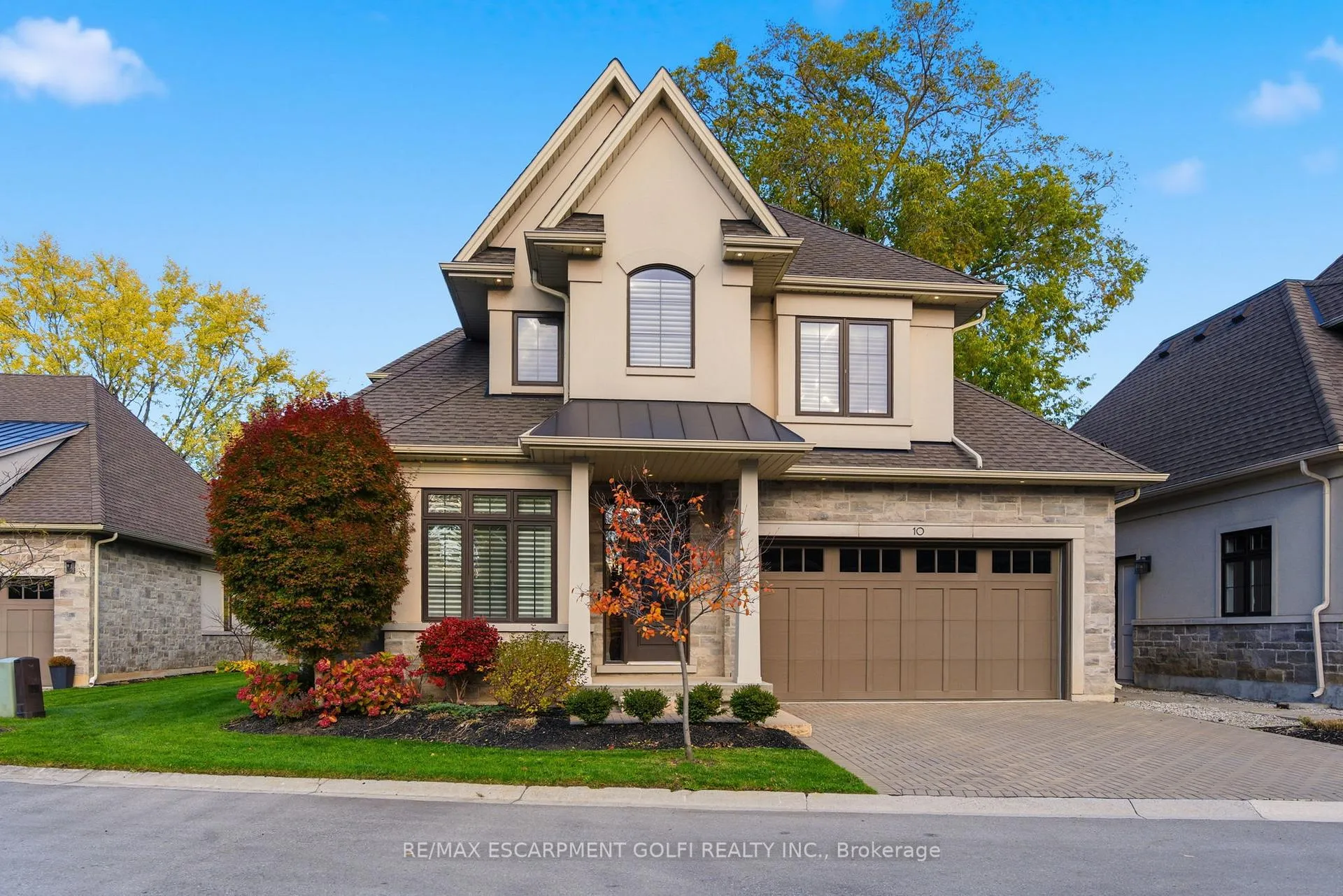 Photo 2 of Unit 10, 58 Simpson Road, St. Catharines, Lakeshore — HOMEH