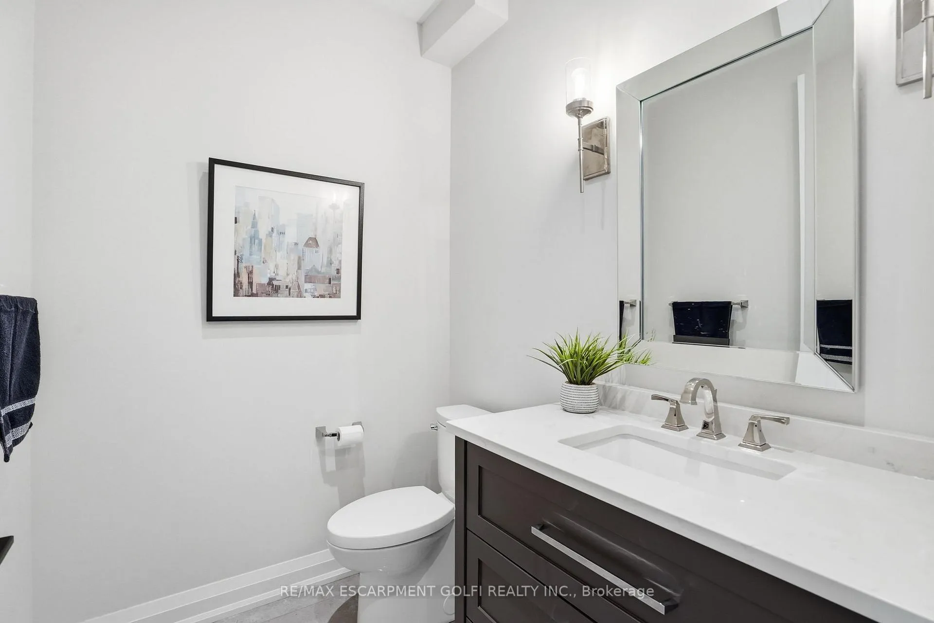 Photo 30 of Unit 10, 58 Simpson Road, St. Catharines, Lakeshore — HOMEH