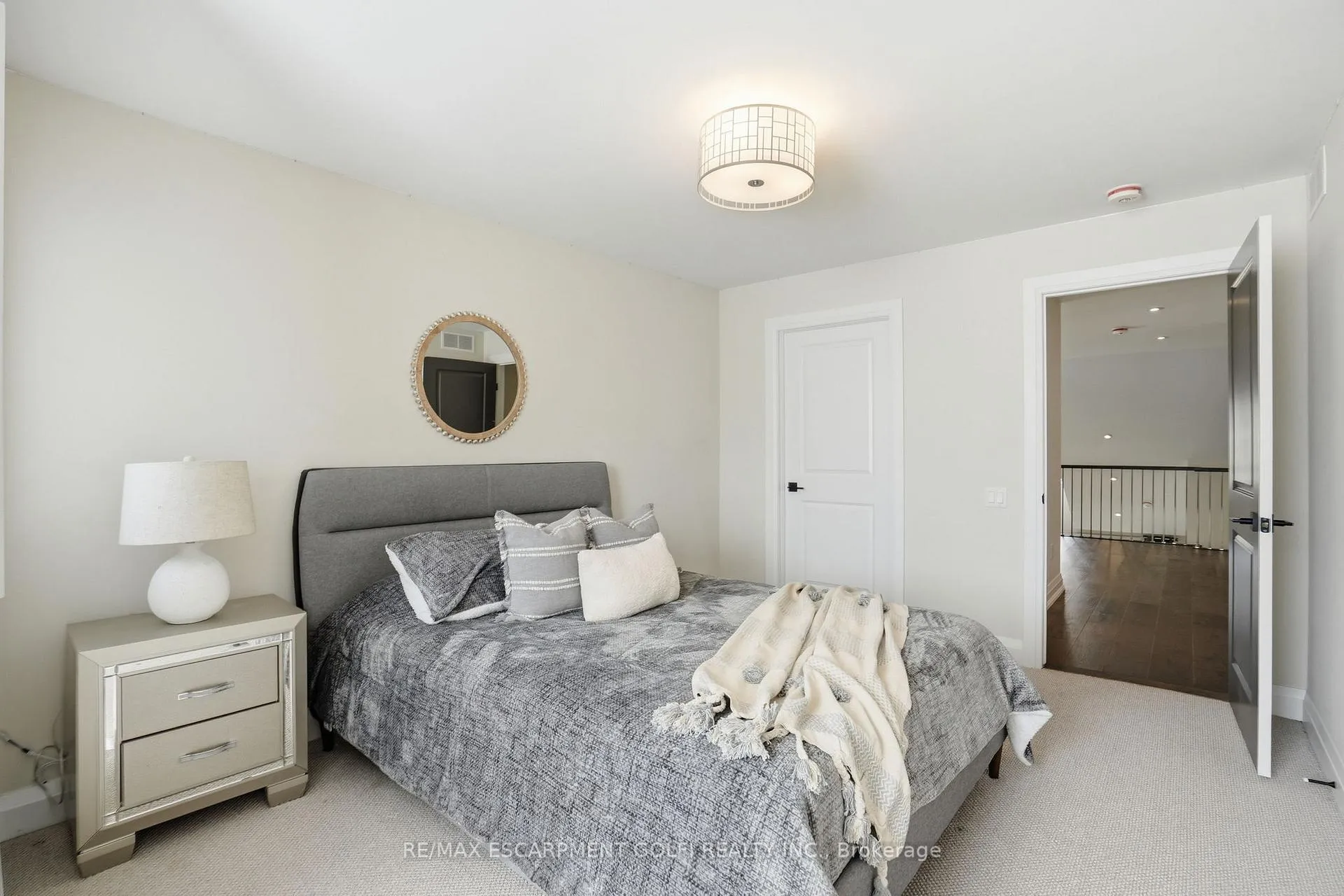 Photo 37 of Unit 10, 58 Simpson Road, St. Catharines, Lakeshore — HOMEH