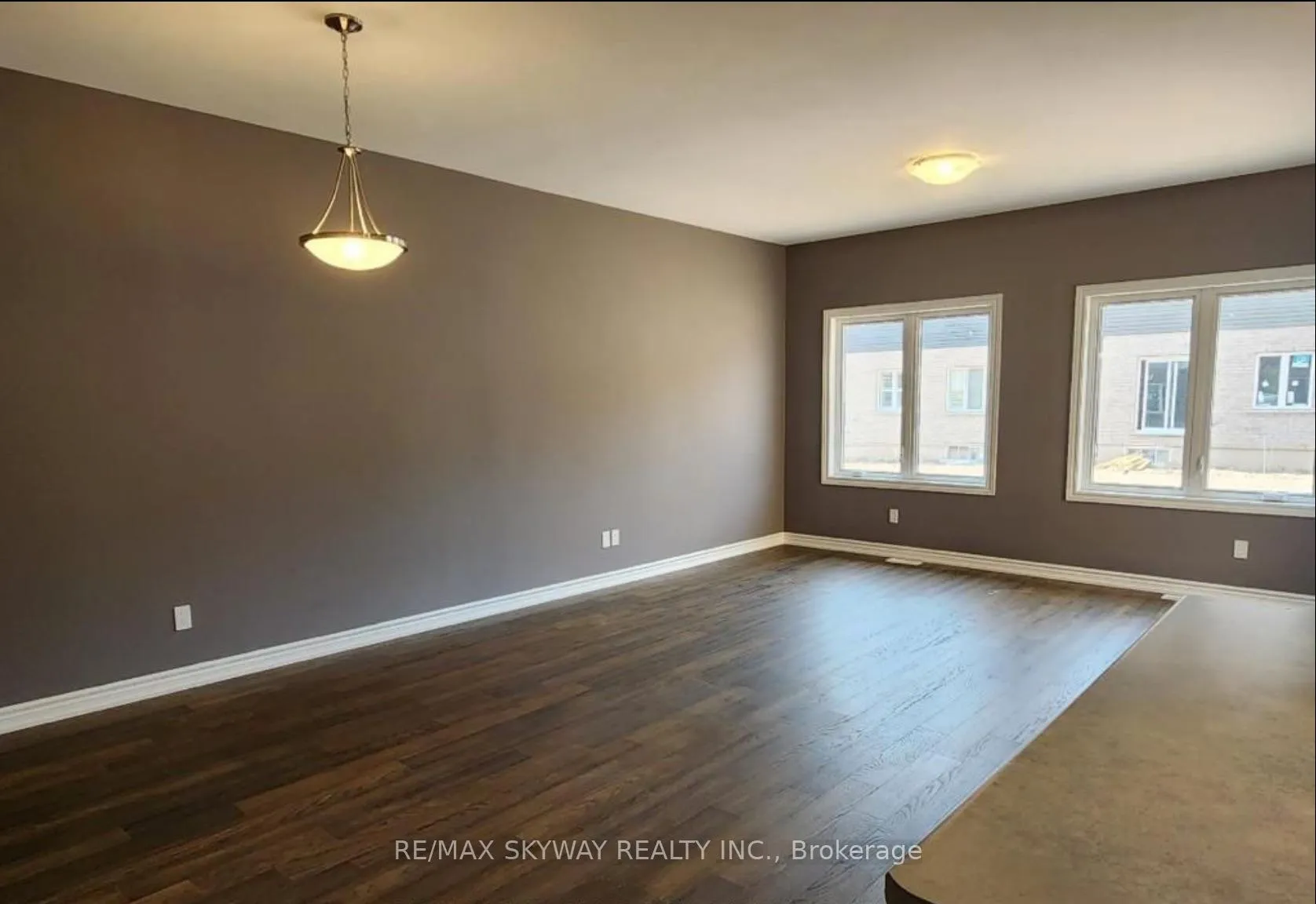 Photo 3 of 46 Bradley Avenue, Welland, Lincoln/Crowland — HOMEH