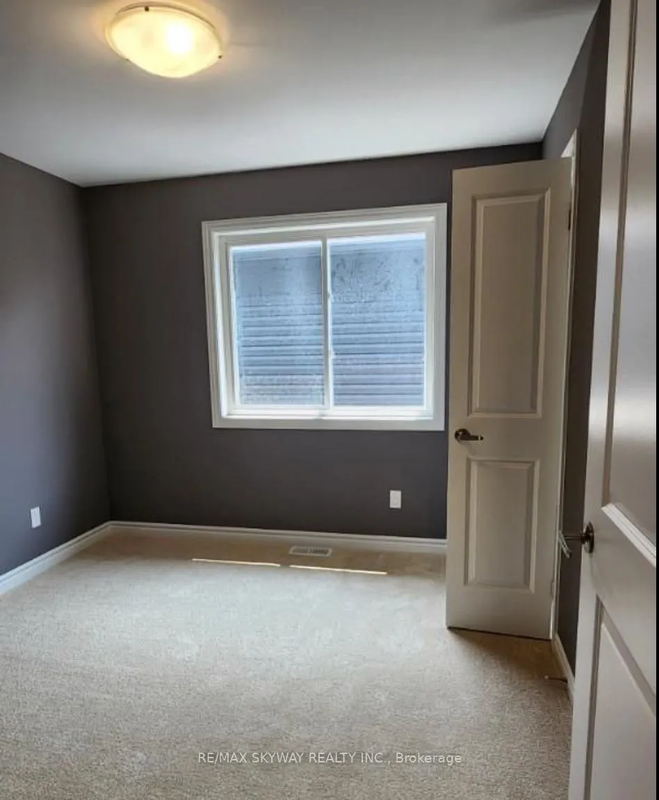 Photo 5 of 46 Bradley Avenue, Welland, Lincoln/Crowland — HOMEH