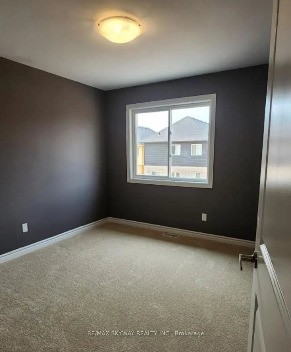 Photo 7 of 46 Bradley Avenue, Welland, Lincoln/Crowland — HOMEH