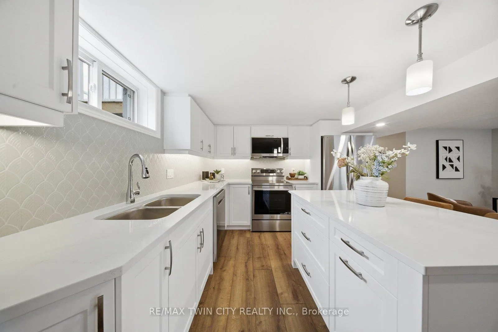 Photo 22 of 121 Silver Street, Brant, Paris — HOMEH