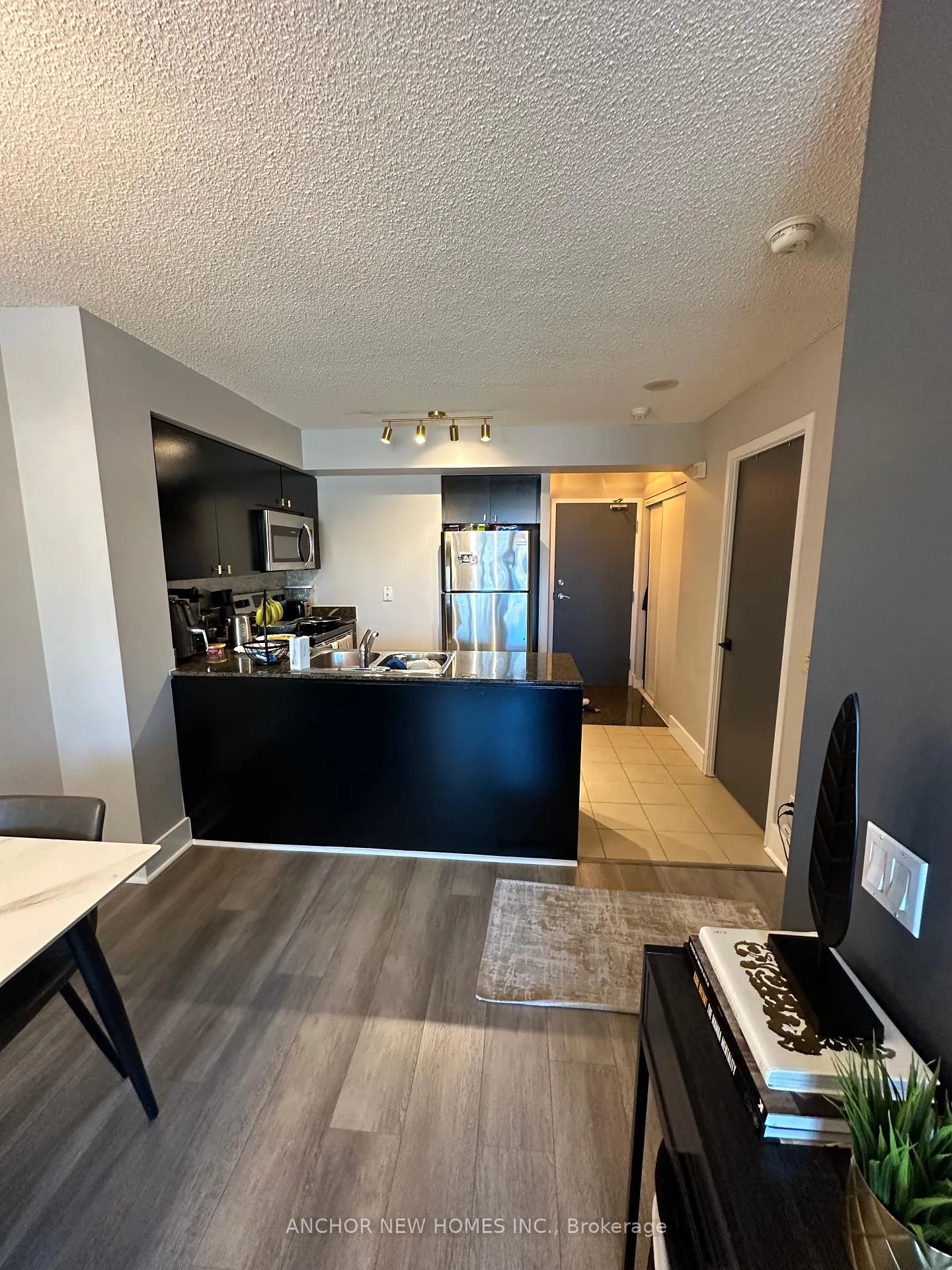 Photo 6 of Unit 701, 373 Front Street W, Toronto, Waterfront Communities — HOMEH