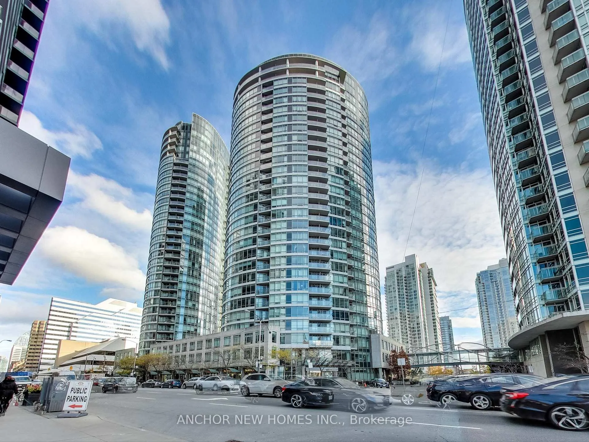 Photo 34 of Unit 701, 373 Front Street W, Toronto, Waterfront Communities — HOMEH