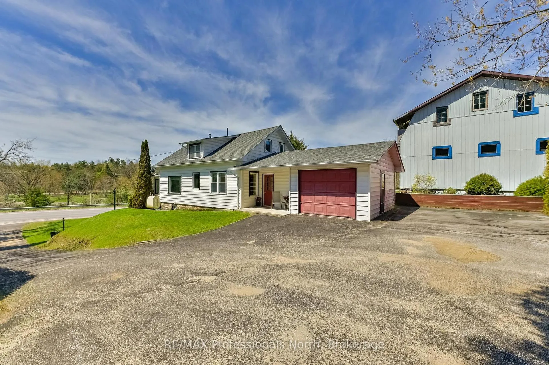 Photo 2 of 4050 County Road 121, Kawartha Lakes, Kinmount — HOMEH