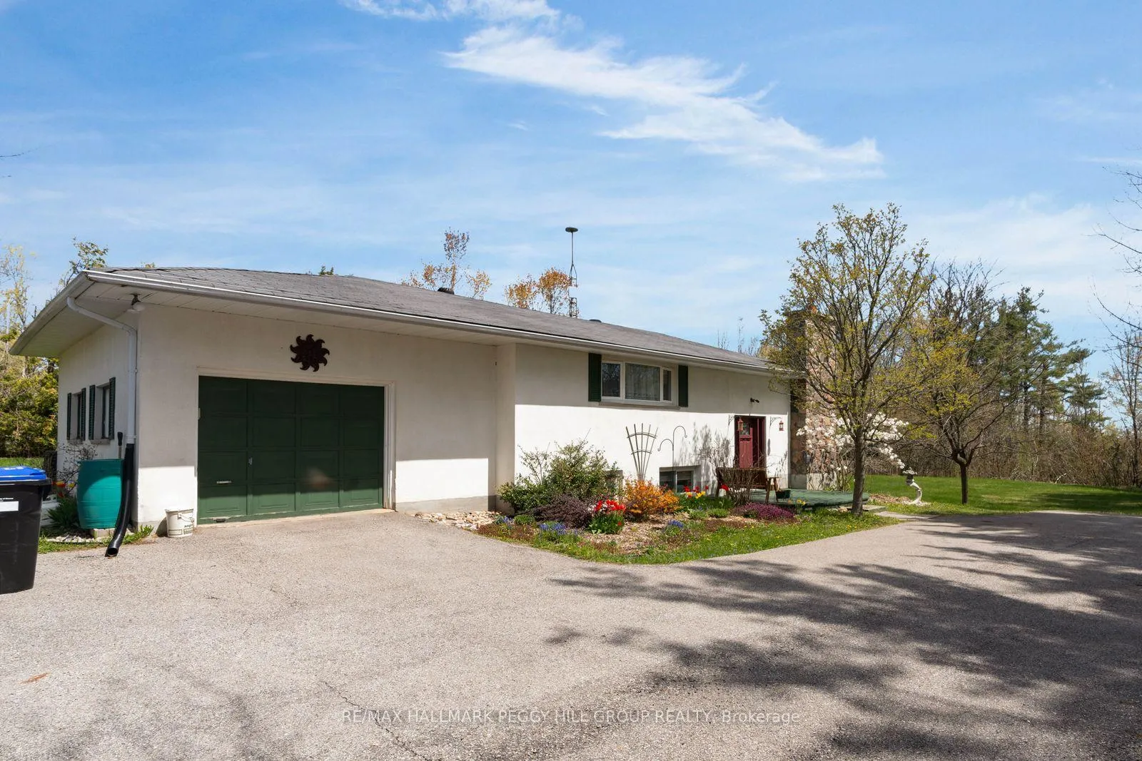 Photo 2 of 715 13 Line N, Oro-Medonte, Rural Oro-Medonte — HOMEH