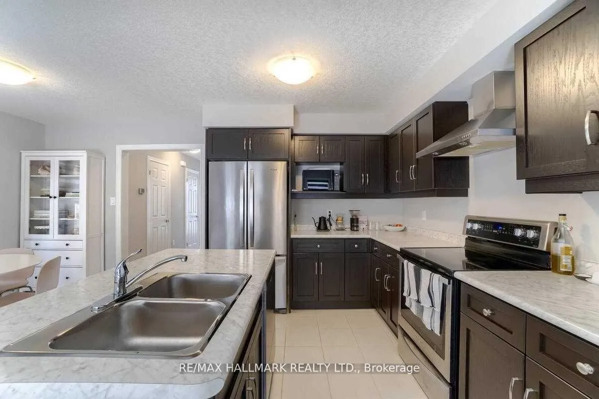 Photo 9 of 75 John Brabson Crescent, Guelph, Kortright East — HOMEH