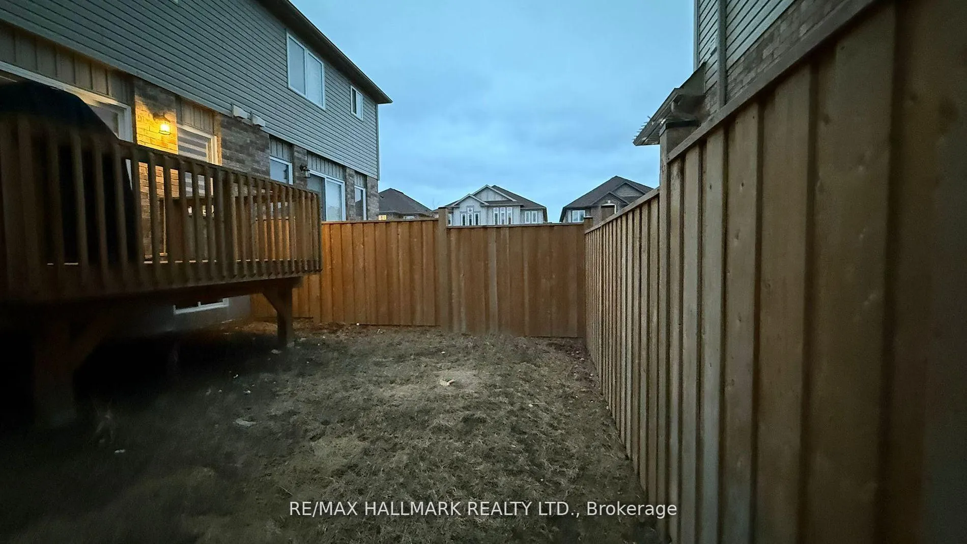 Photo 17 of 75 John Brabson Crescent, Guelph, Kortright East — HOMEH