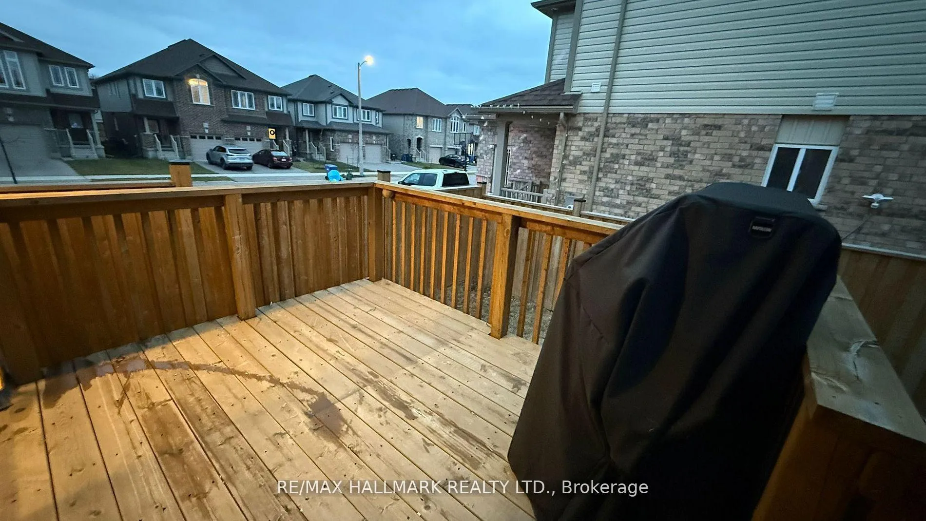 Photo 19 of 75 John Brabson Crescent, Guelph, Kortright East — HOMEH