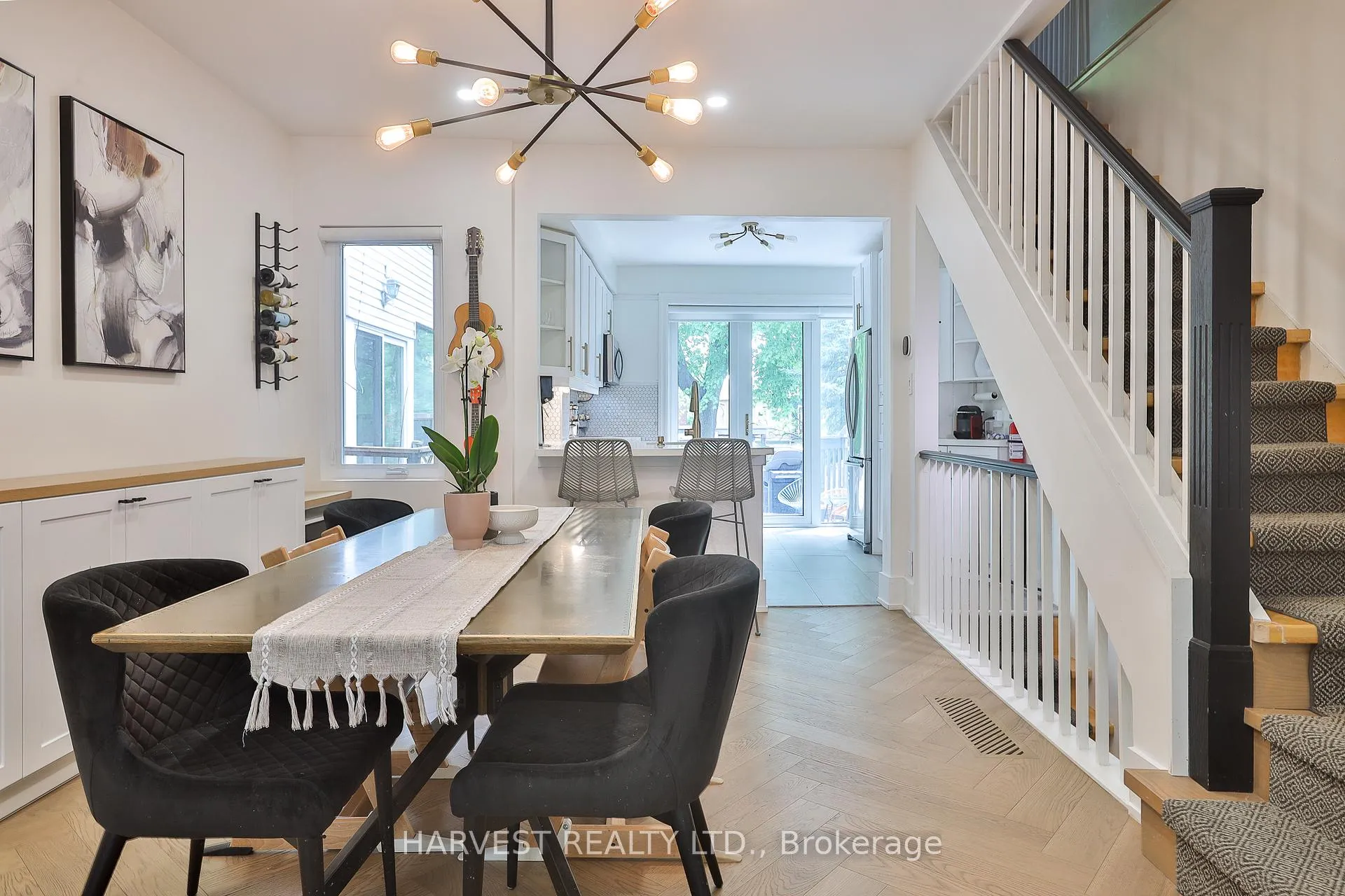 Photo 15 of 109 Helendale Avenue, Toronto, Yonge-Eglinton — HOMEH