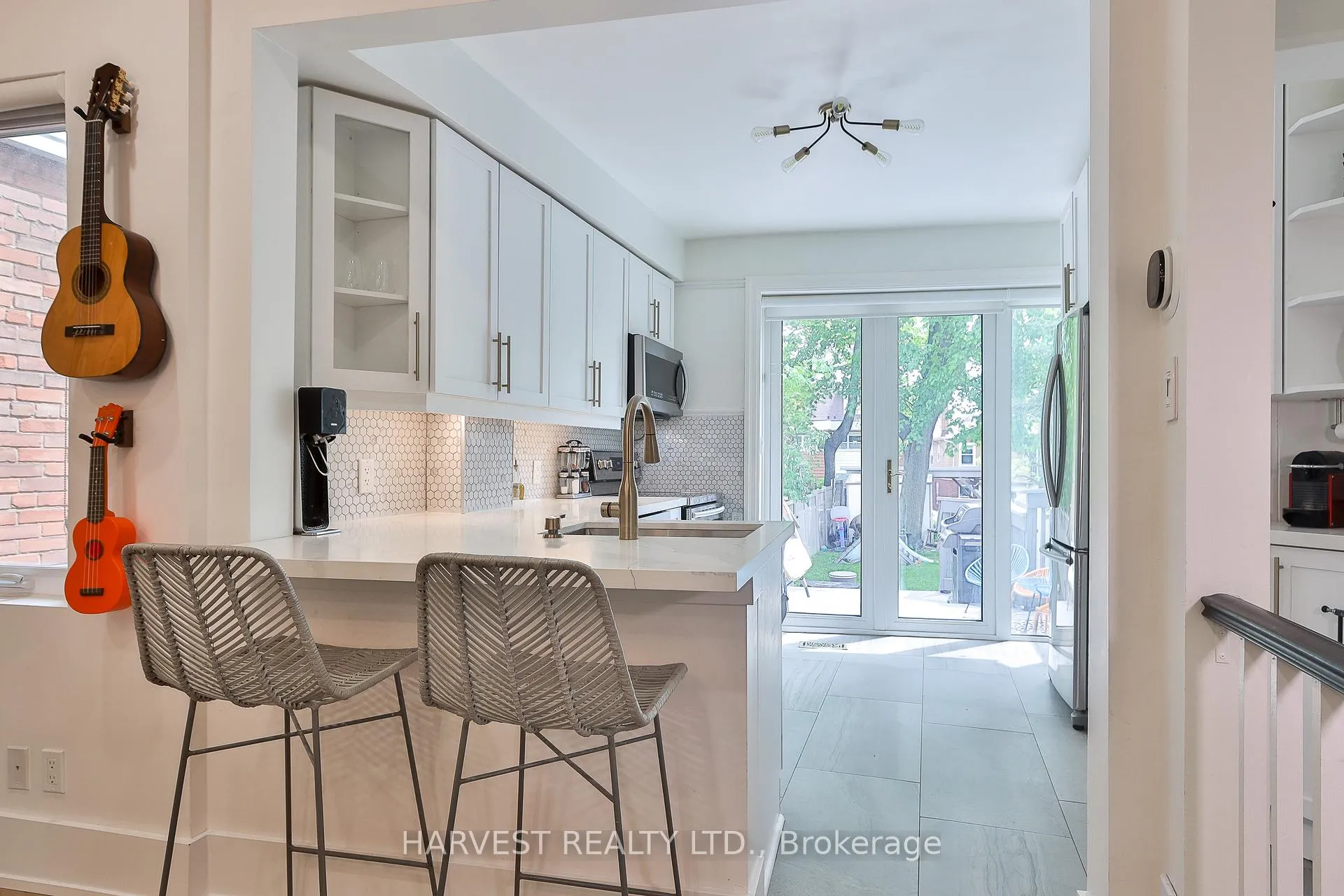 Photo 17 of 109 Helendale Avenue, Toronto, Yonge-Eglinton — HOMEH