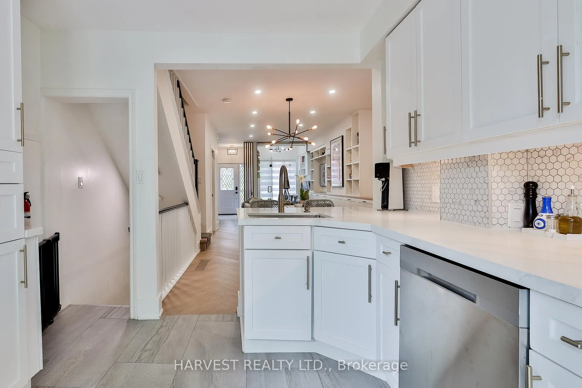 Photo 21 of 109 Helendale Avenue, Toronto, Yonge-Eglinton — HOMEH