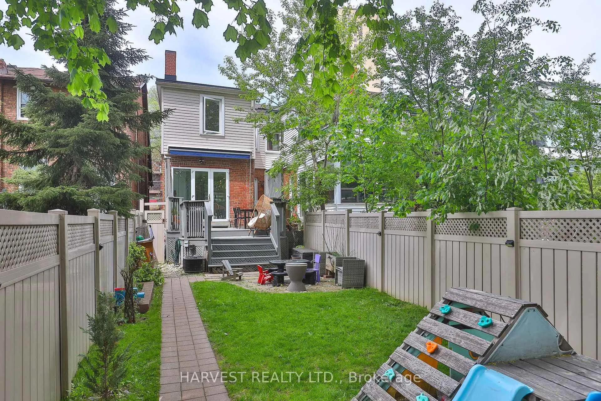 Photo 41 of 109 Helendale Avenue, Toronto, Yonge-Eglinton — HOMEH
