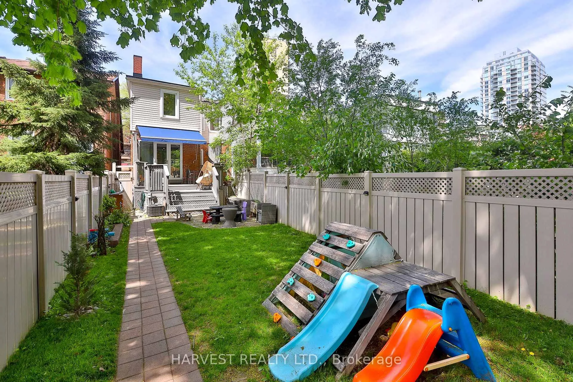 Photo 45 of 109 Helendale Avenue, Toronto, Yonge-Eglinton — HOMEH