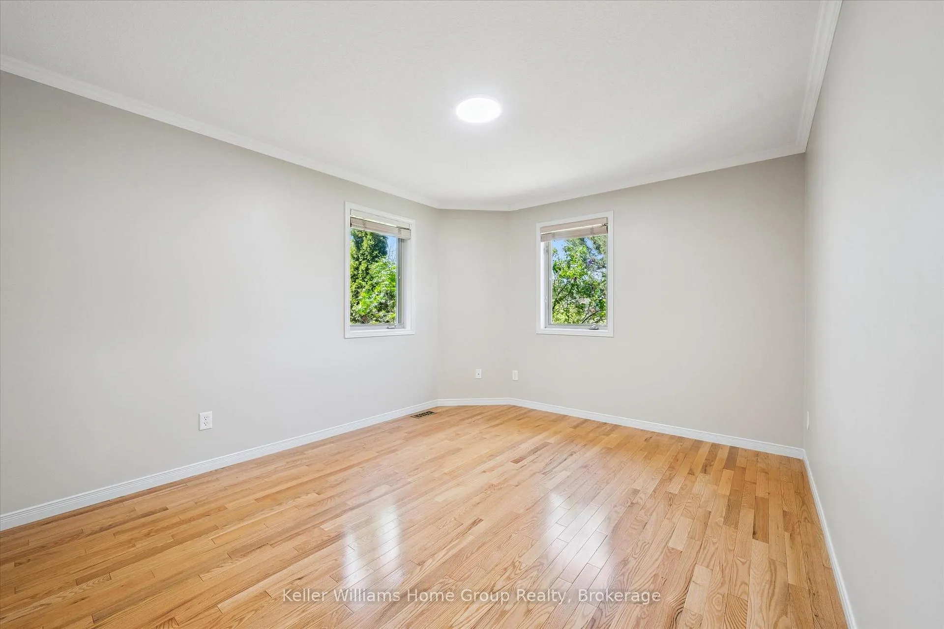 Photo 21 of 40 Gibbs Crescent, Guelph, Clairfields/Hanlon Business Park — HOMEH