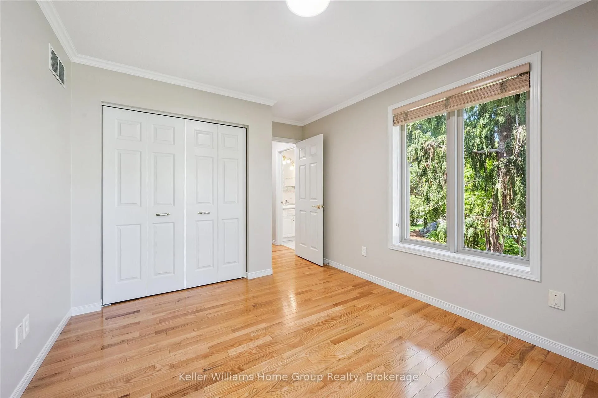 Photo 25 of 40 Gibbs Crescent, Guelph, Clairfields/Hanlon Business Park — HOMEH